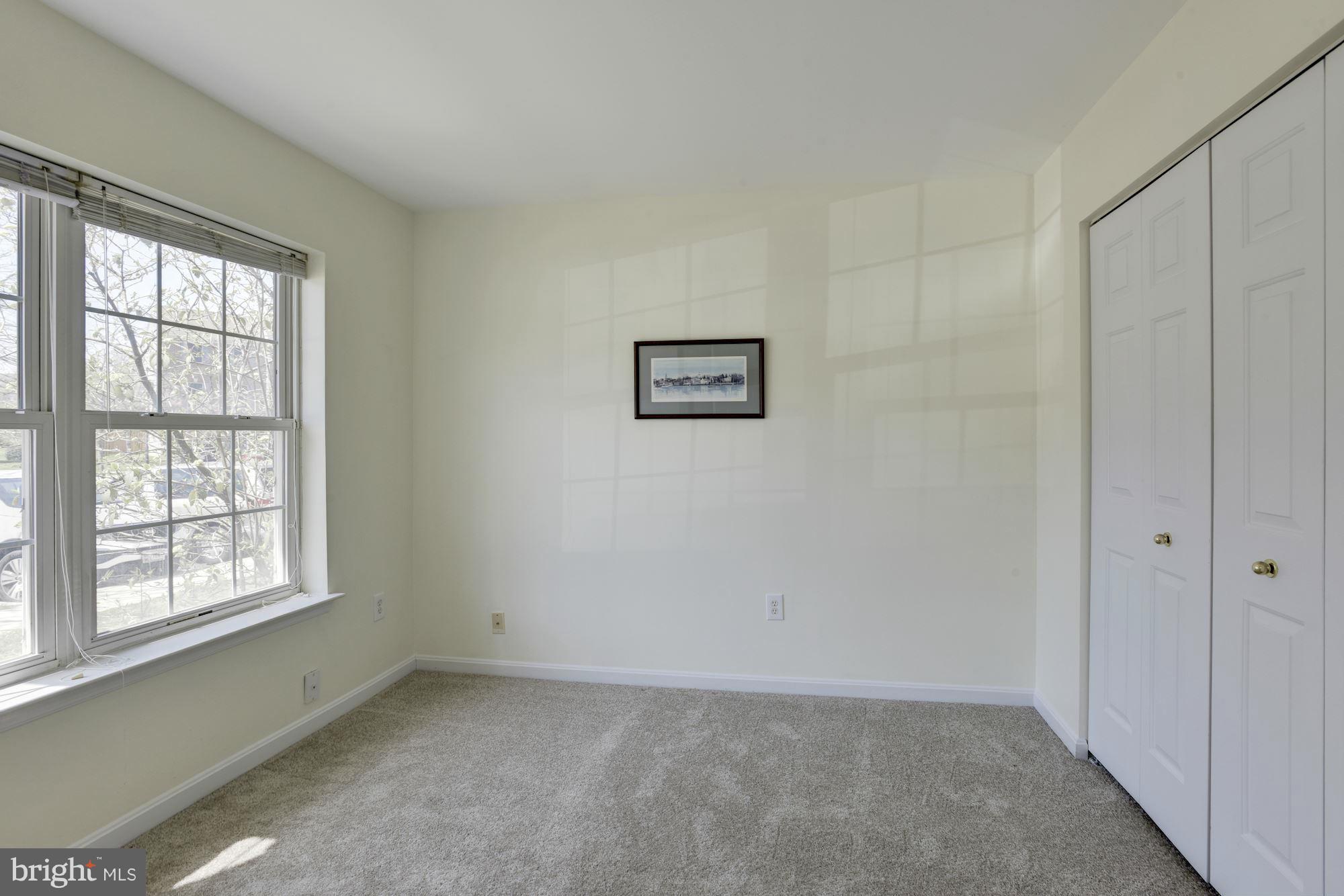 RIVER OAKS - Residential Lease