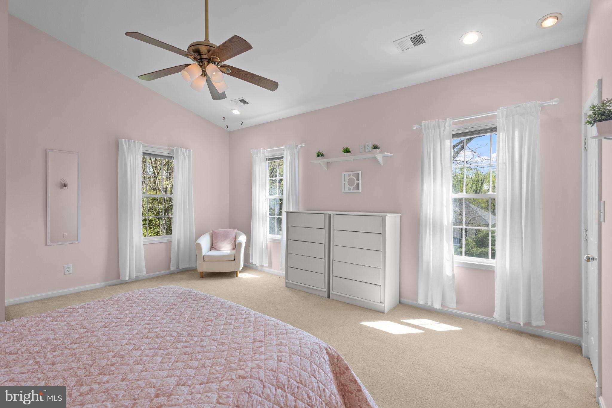 NEW HOPE - Residential