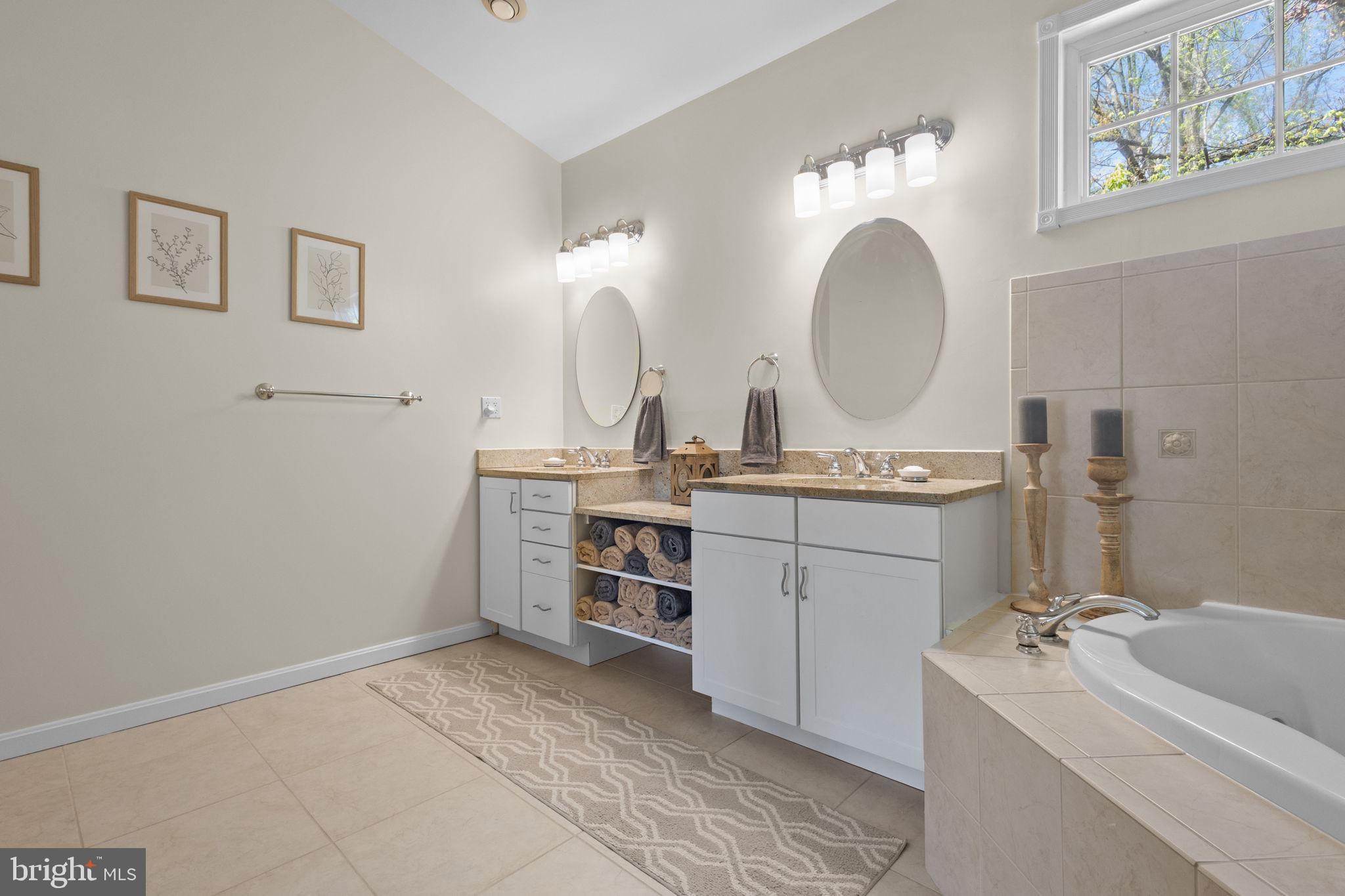 NEW HOPE - Residential