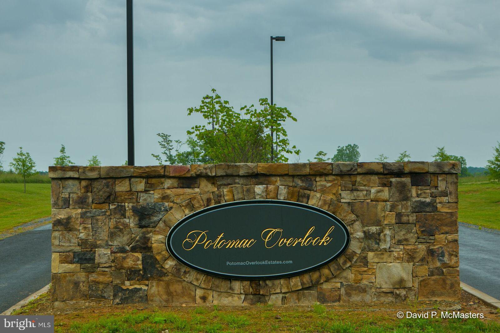 POTOMAC OVERLOOK ESTATES - Land