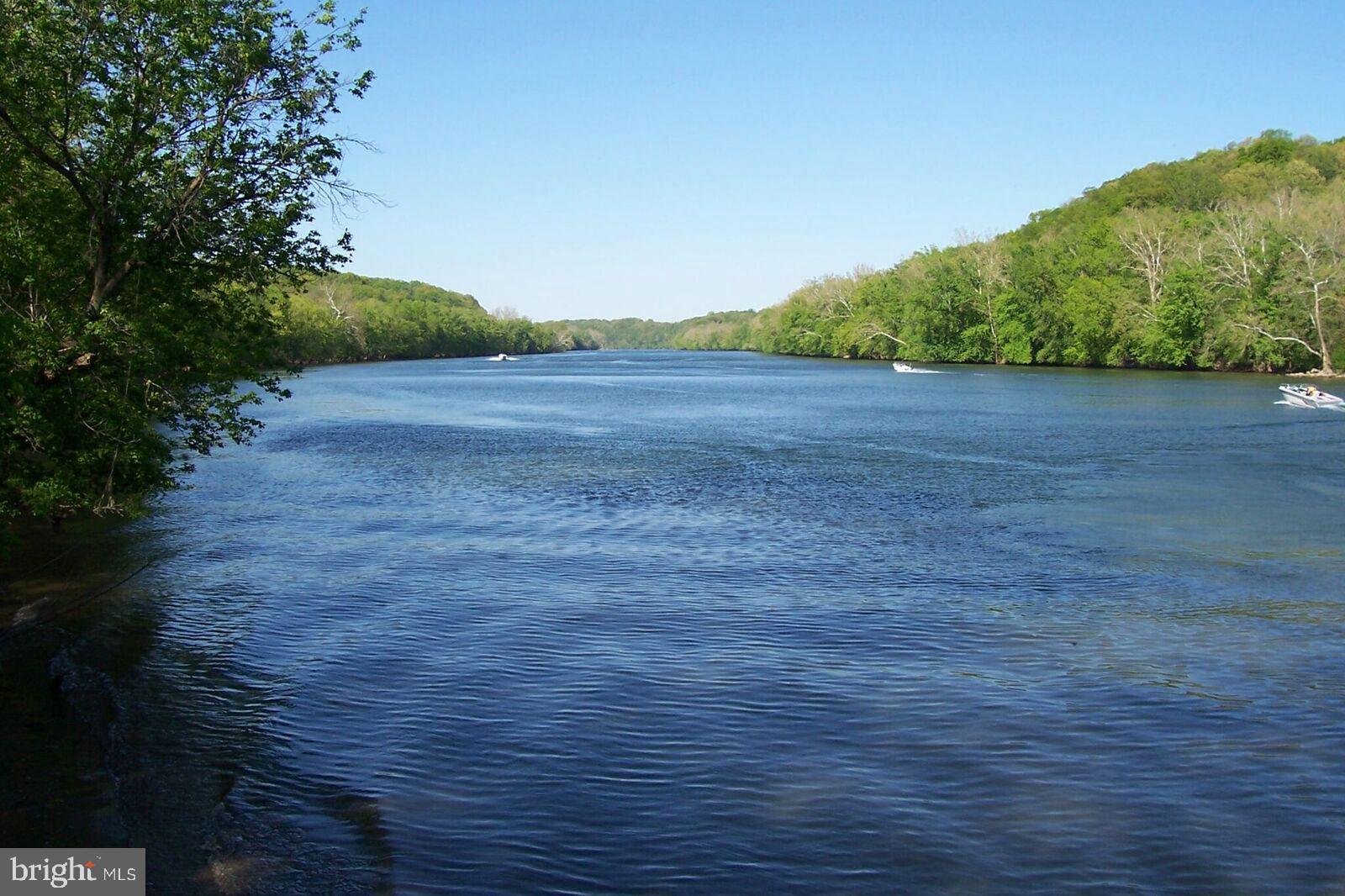 POTOMAC OVERLOOK ESTATES - Land