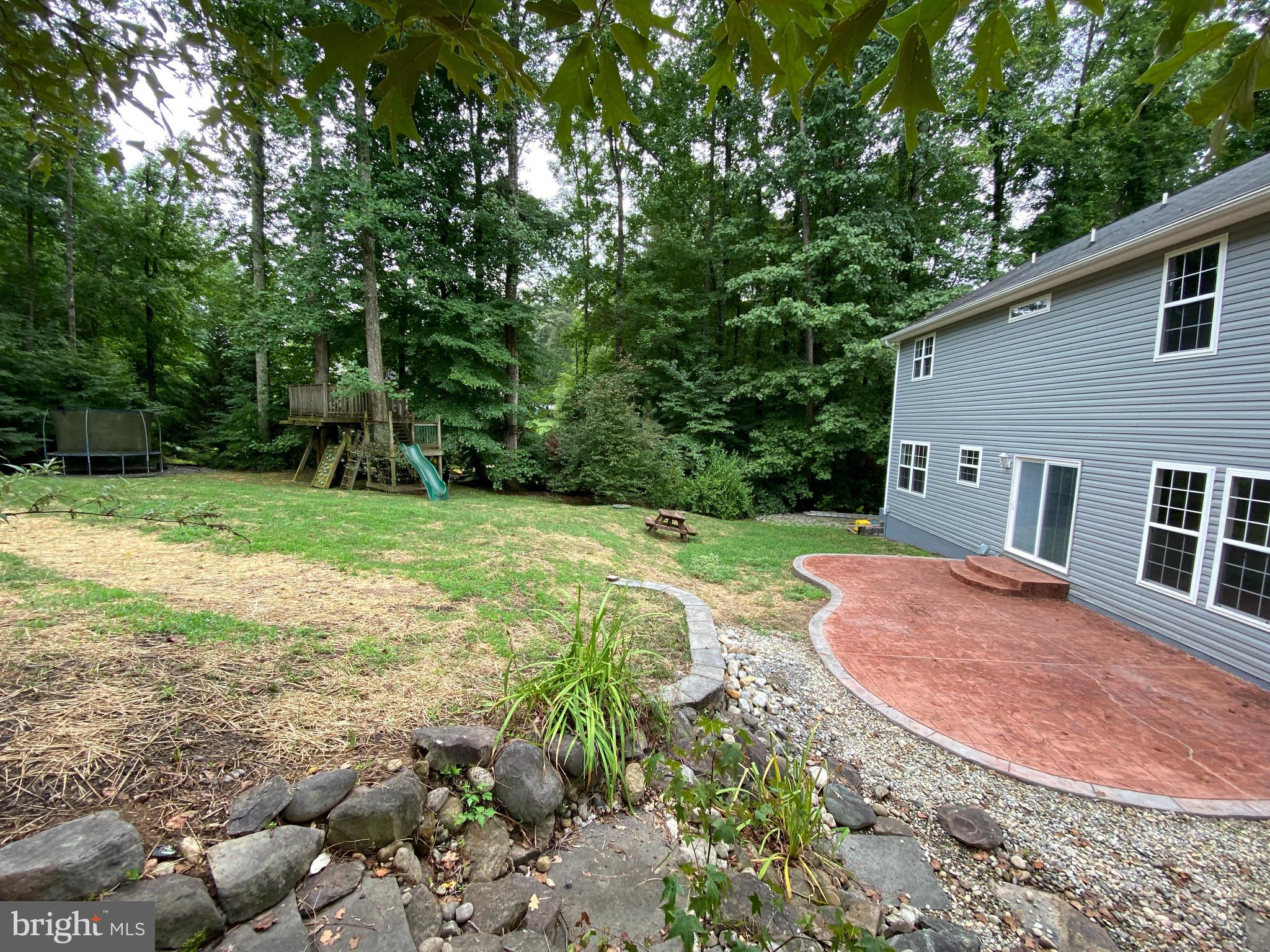 LAKE LAND OR - Residential Lease