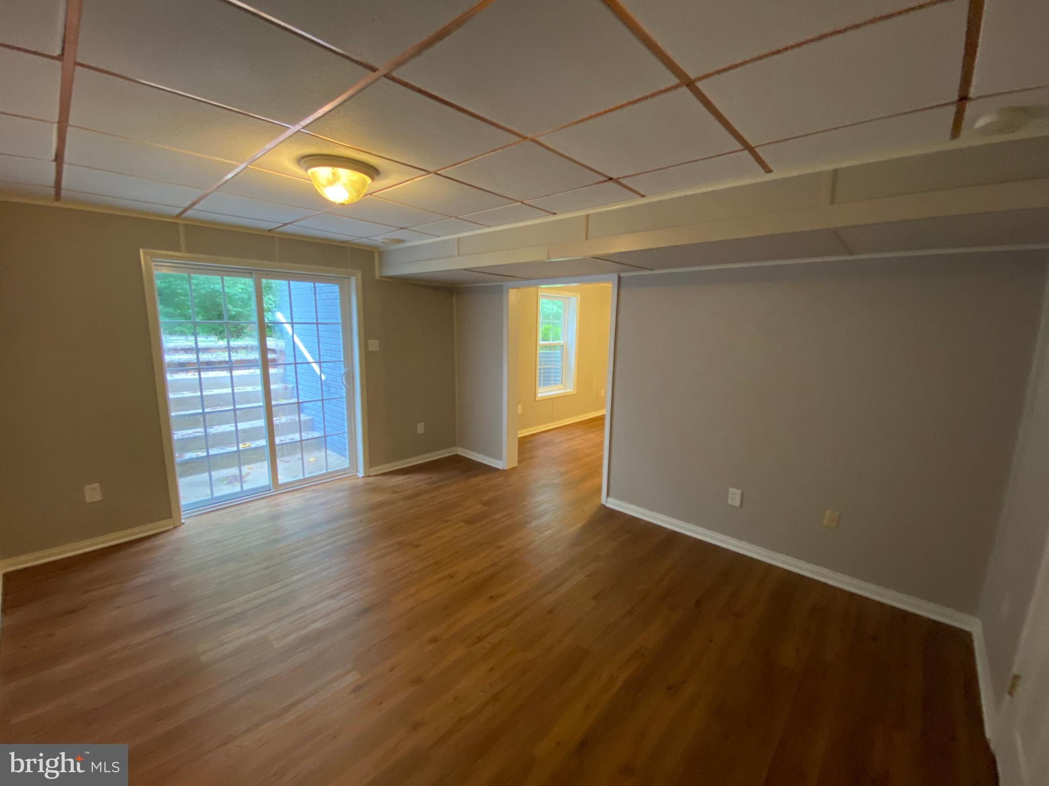 LAKE LAND OR - Residential Lease