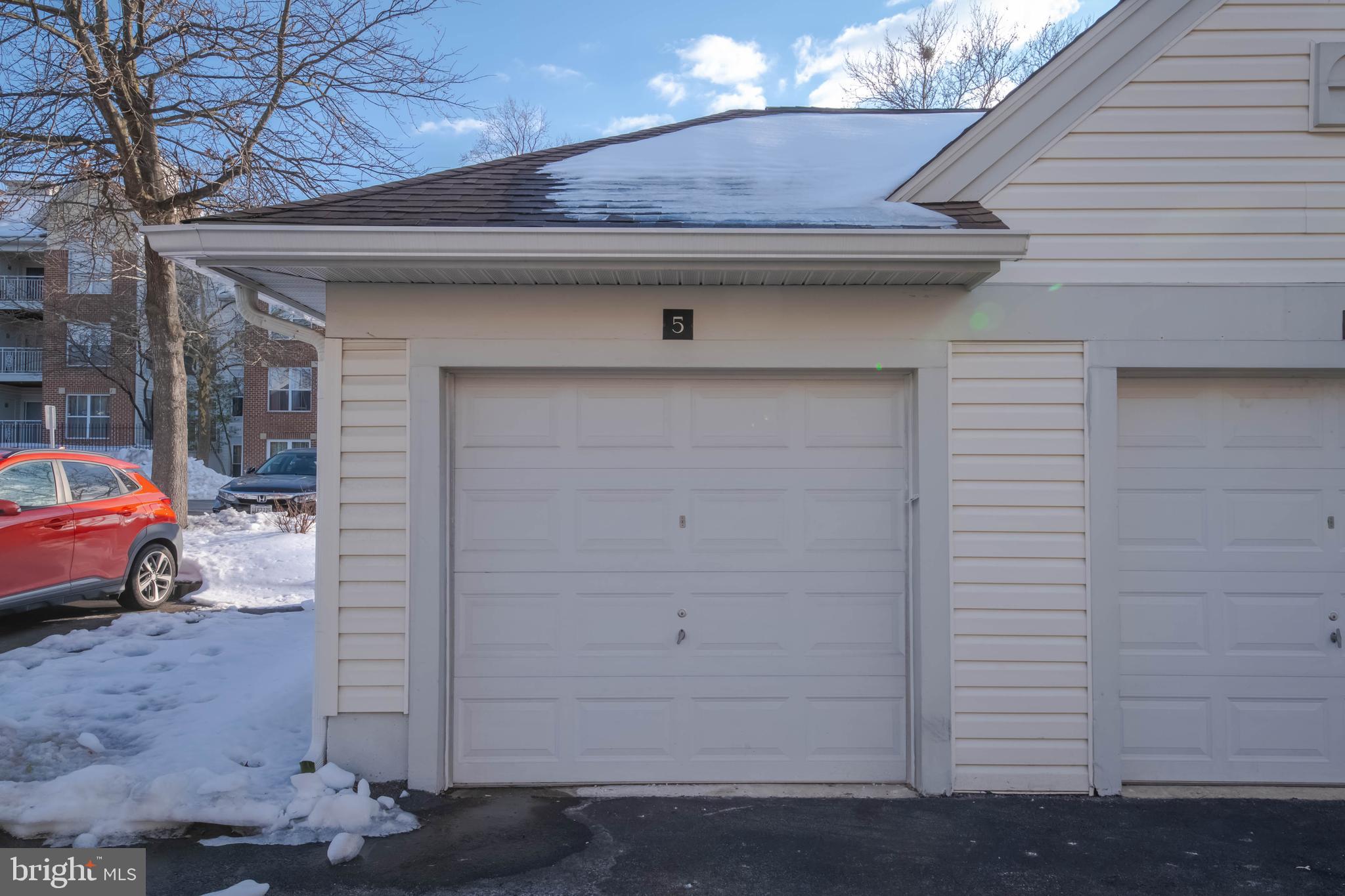 RUSSETT - Residential
