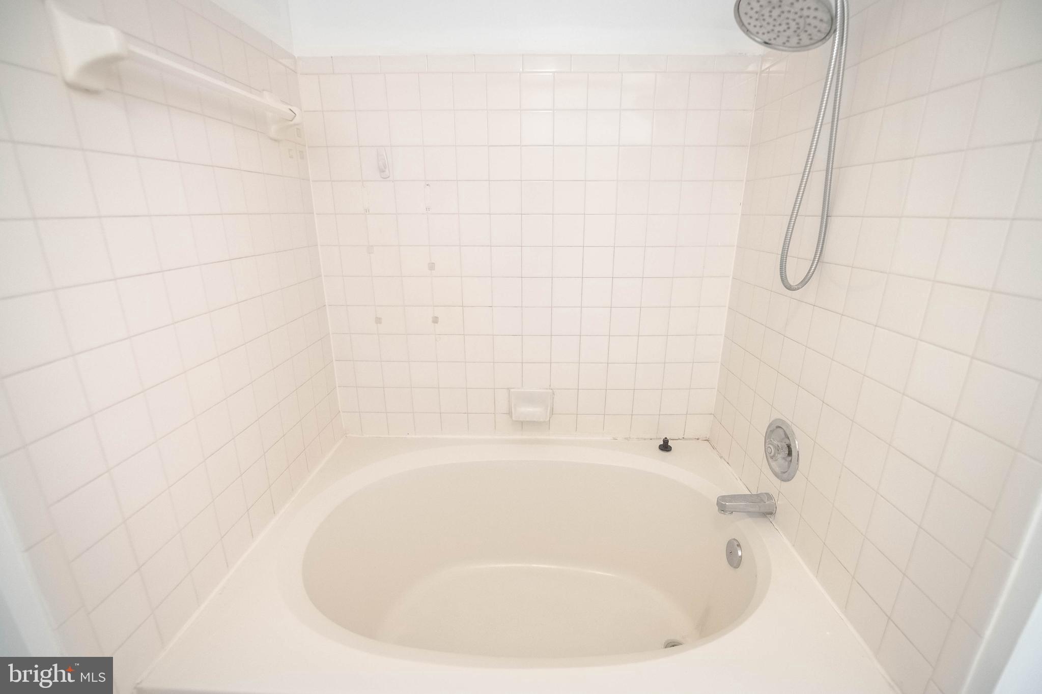 RUSSETT - Residential