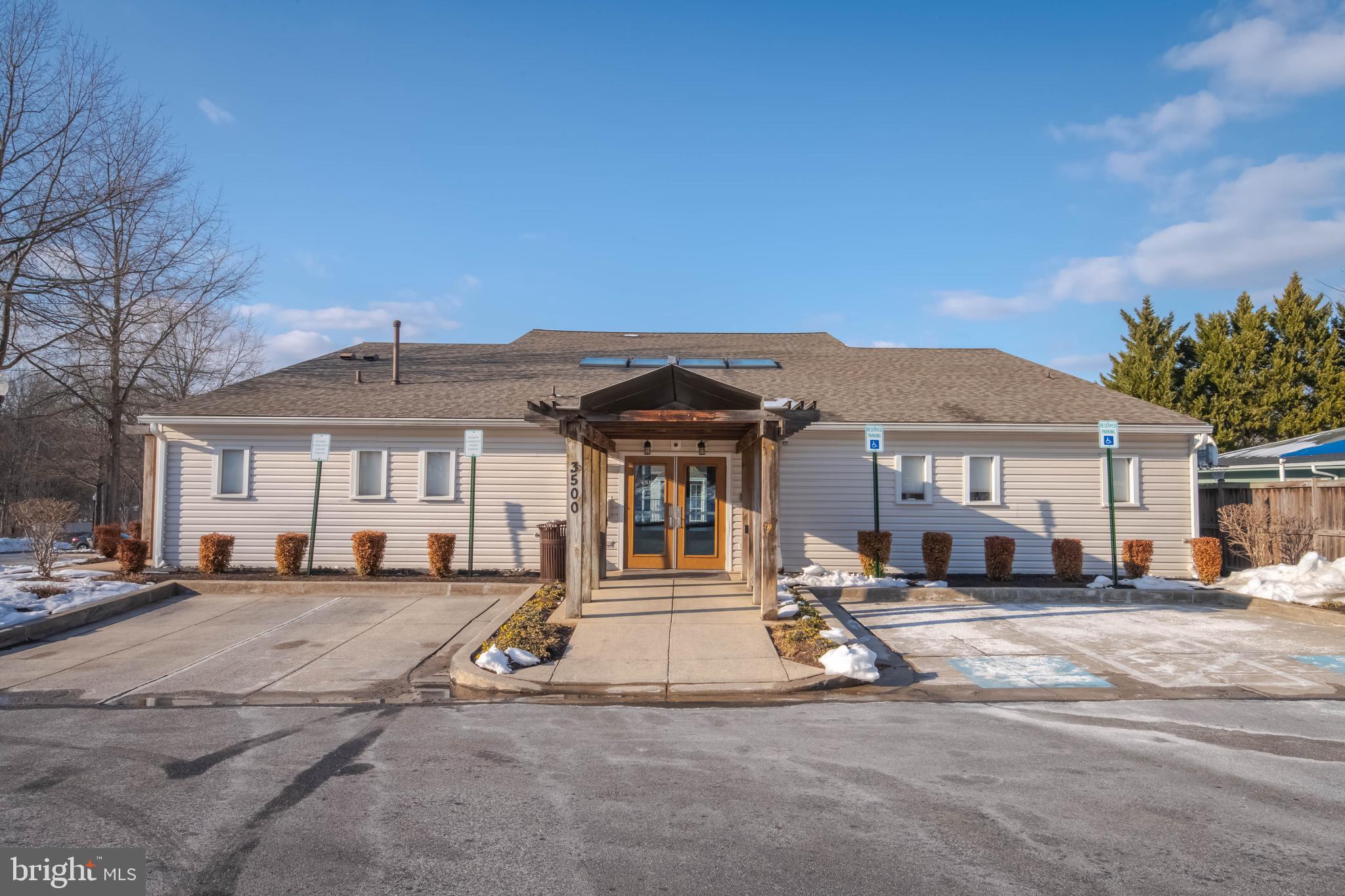 RUSSETT - Residential