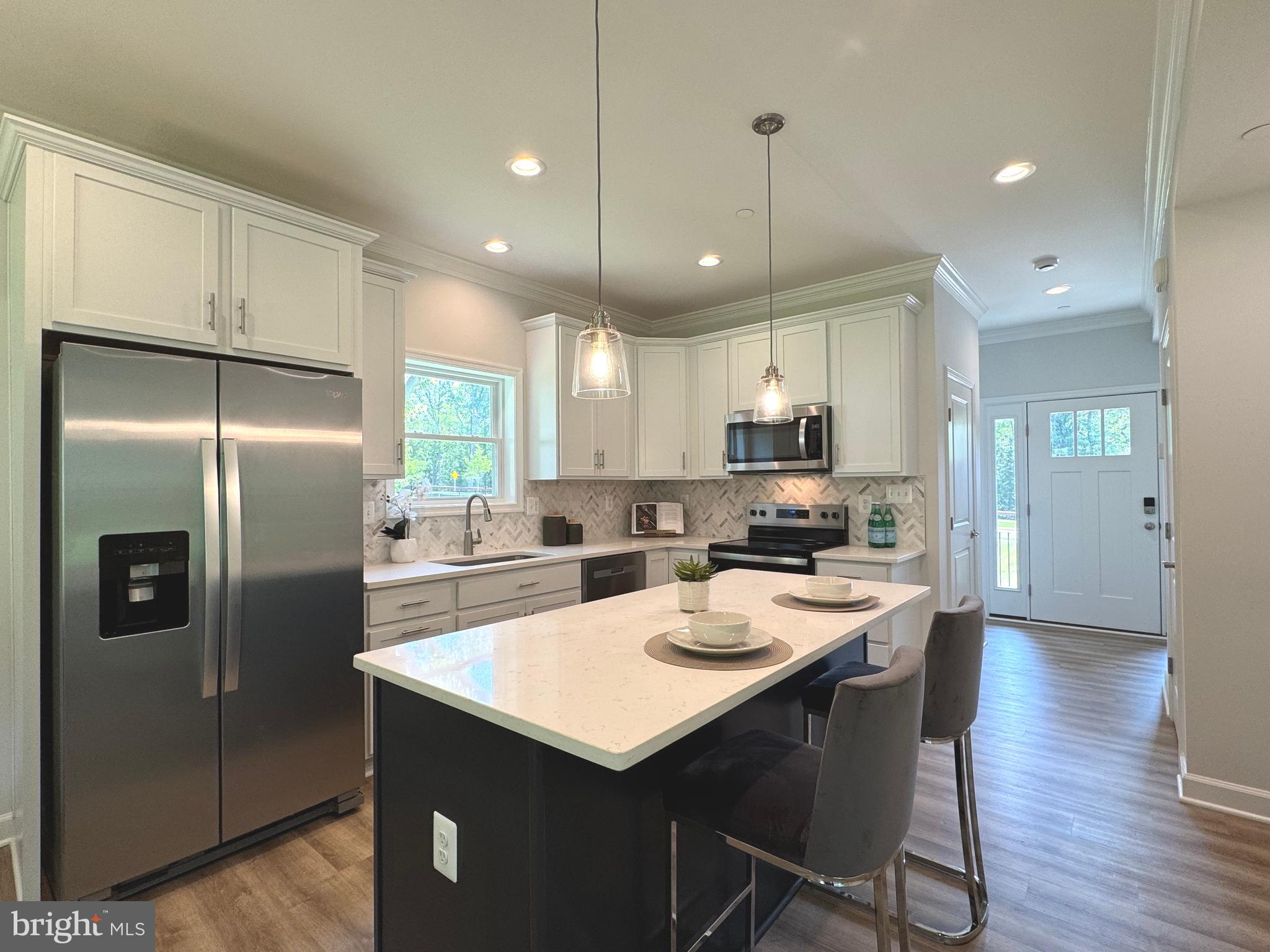 9871 LA PLATA PKWY