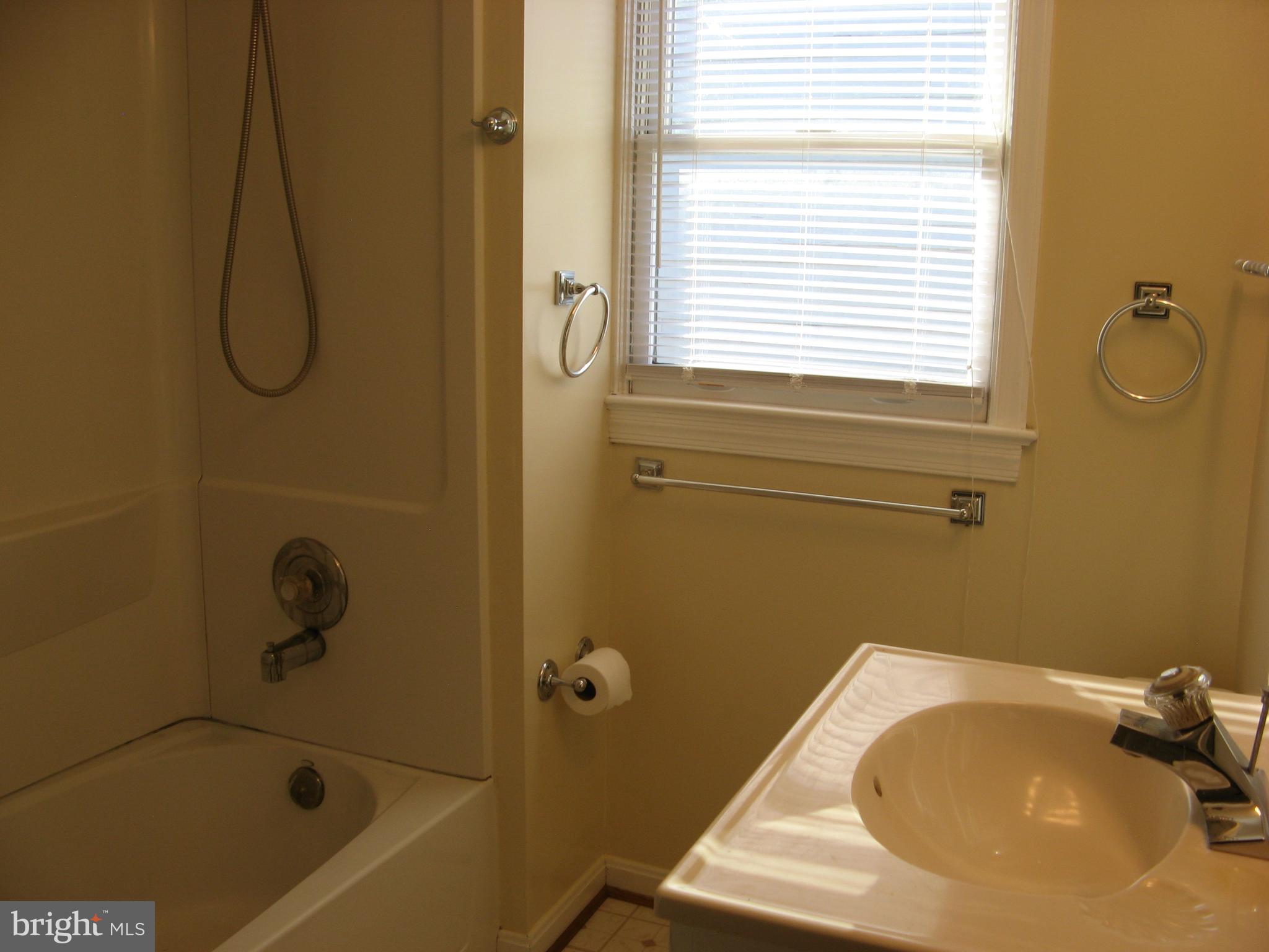 CITY OF WINCHESTER - Residential Lease