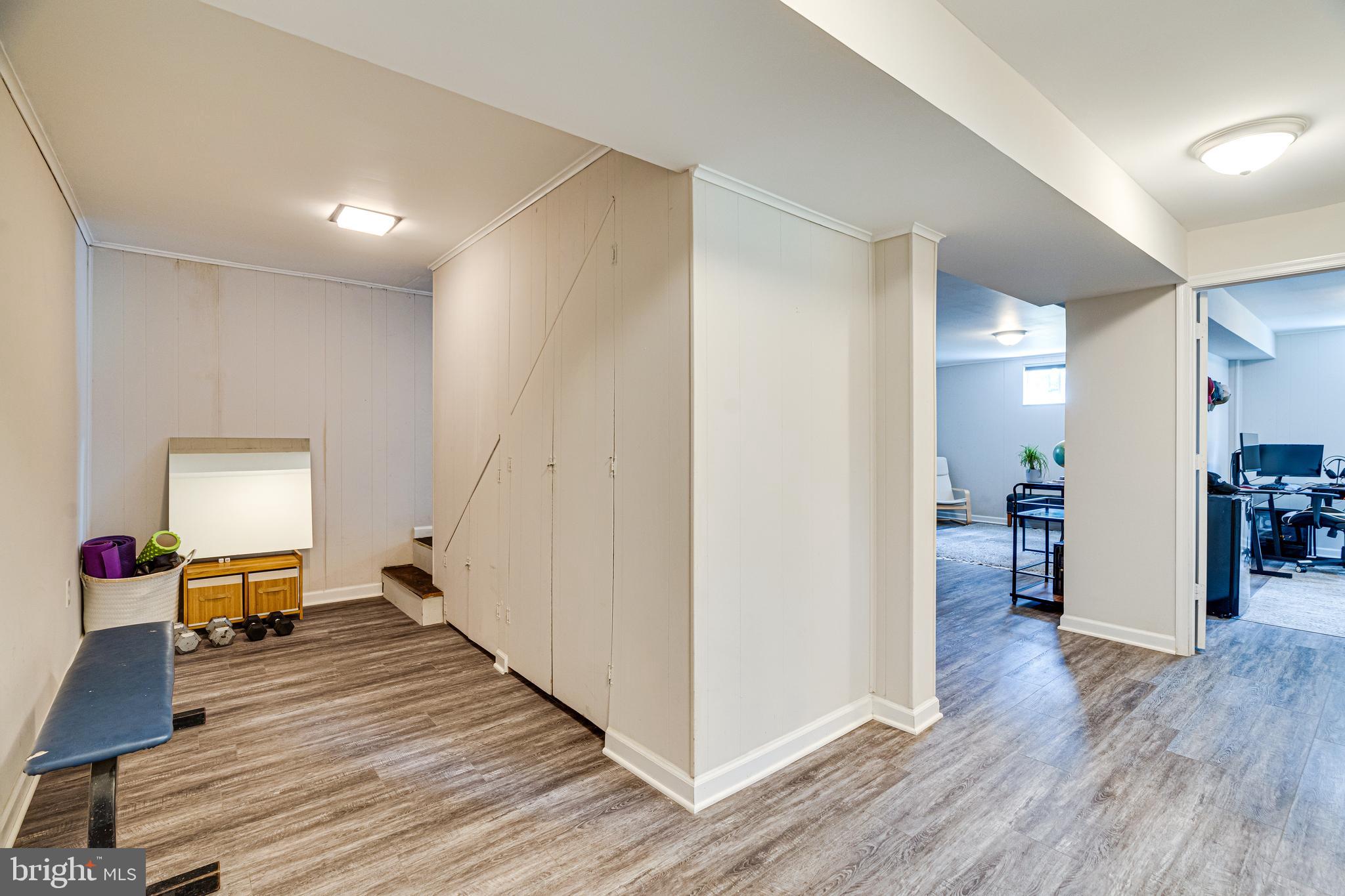 RAMBLEWOOD - Residential Lease