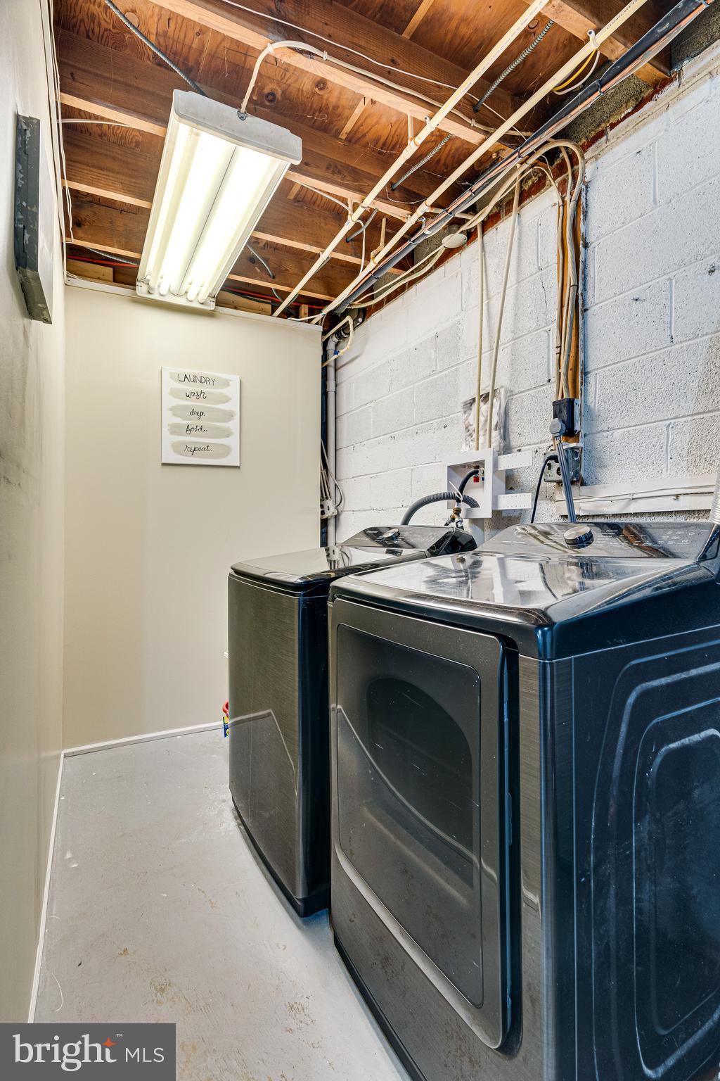 RAMBLEWOOD - Residential Lease