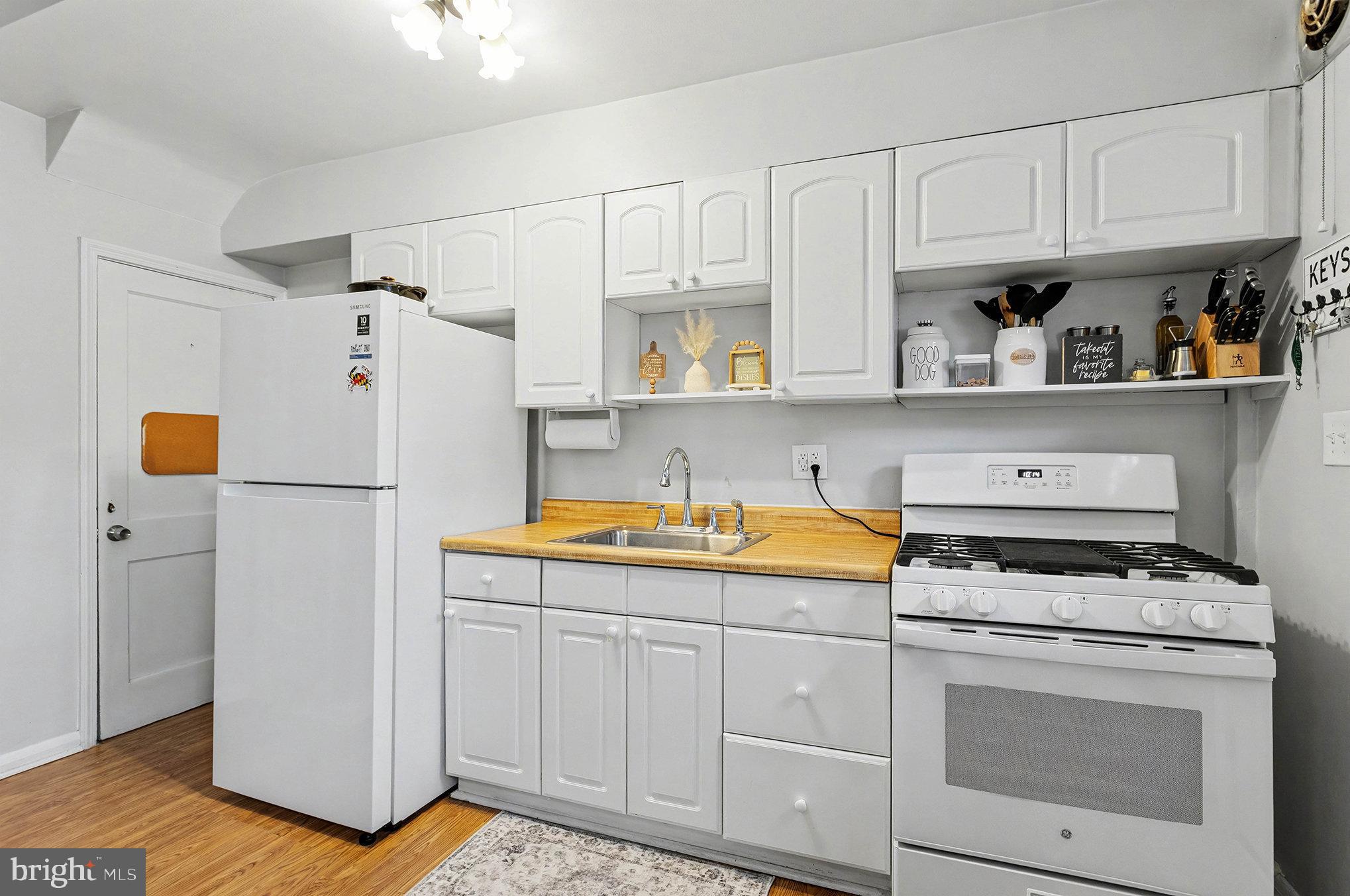 DUNDALK VILLAGE - Residential