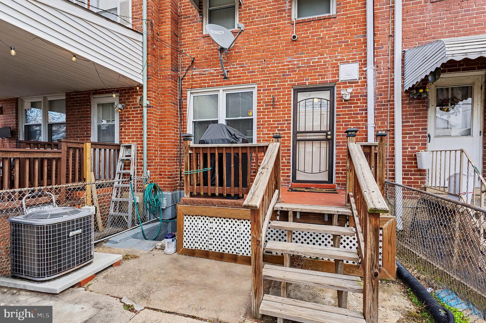 DUNDALK VILLAGE - Residential