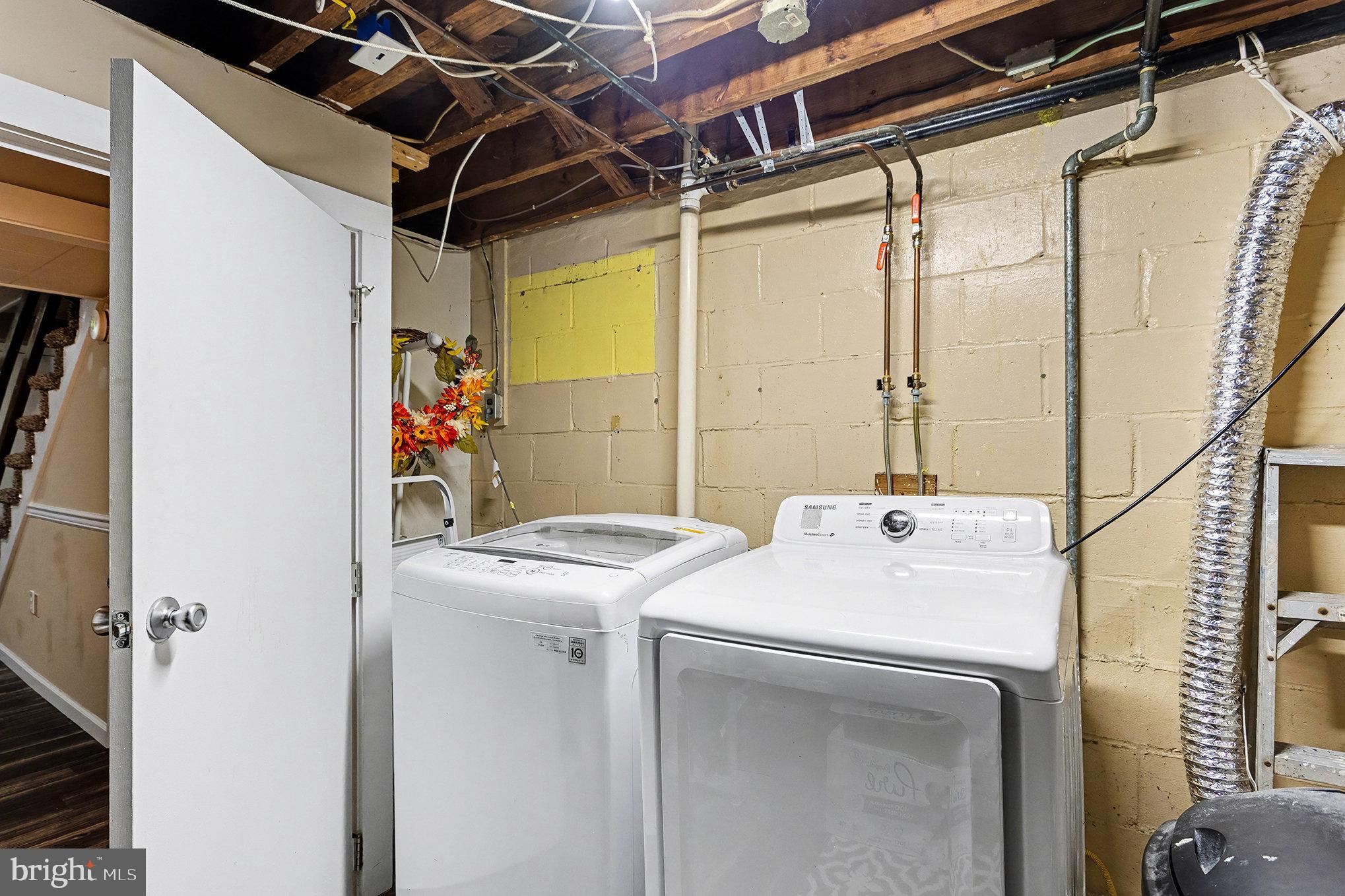 DUNDALK VILLAGE - Residential