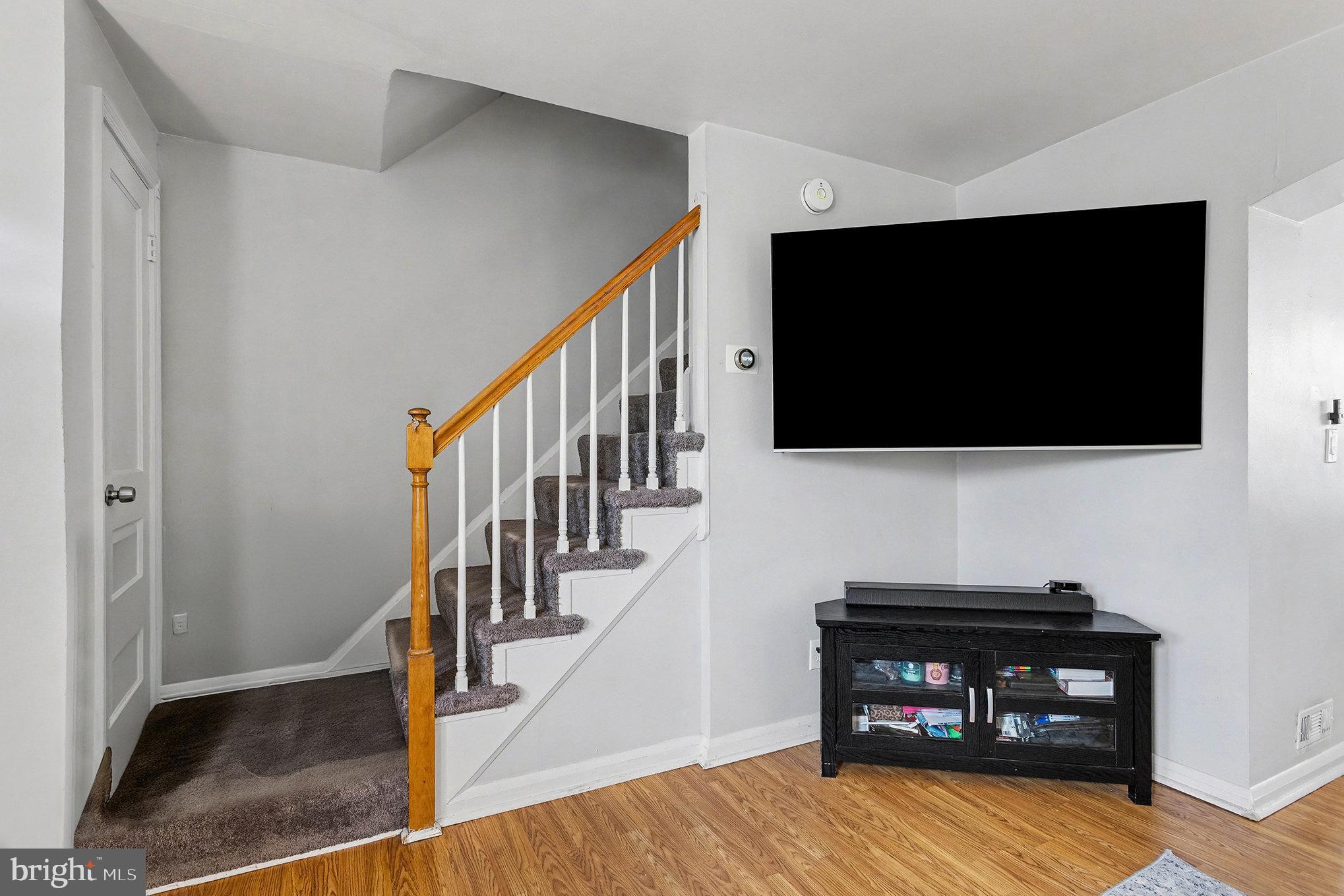 DUNDALK VILLAGE - Residential