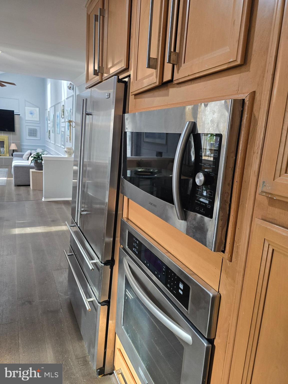 RAINTREE VILLAGE - Residential