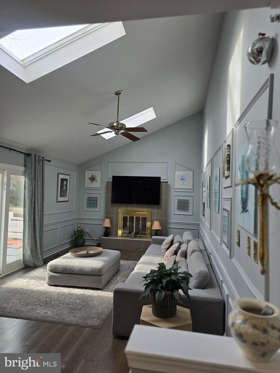 RAINTREE VILLAGE - Residential