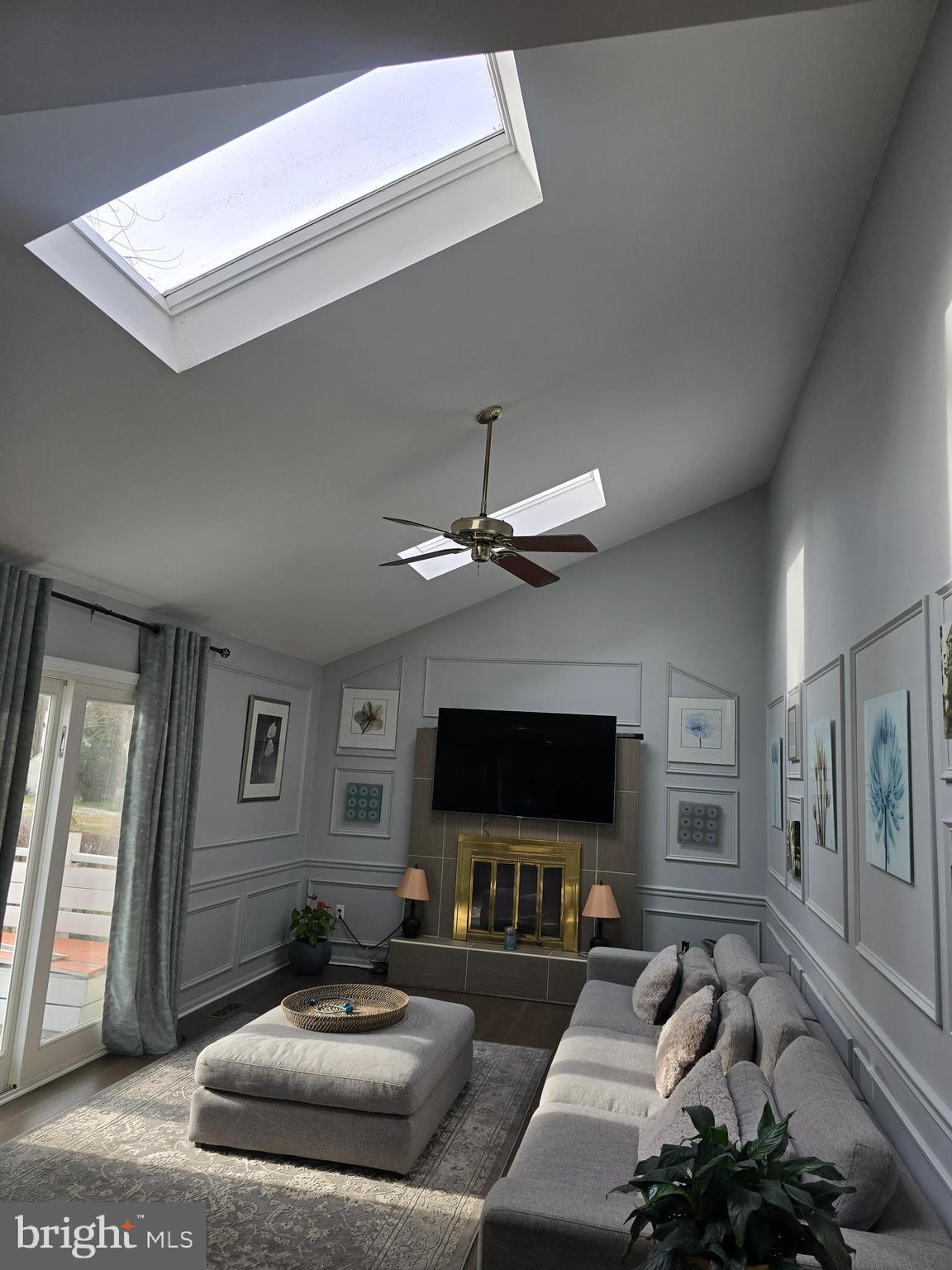 RAINTREE VILLAGE - Residential