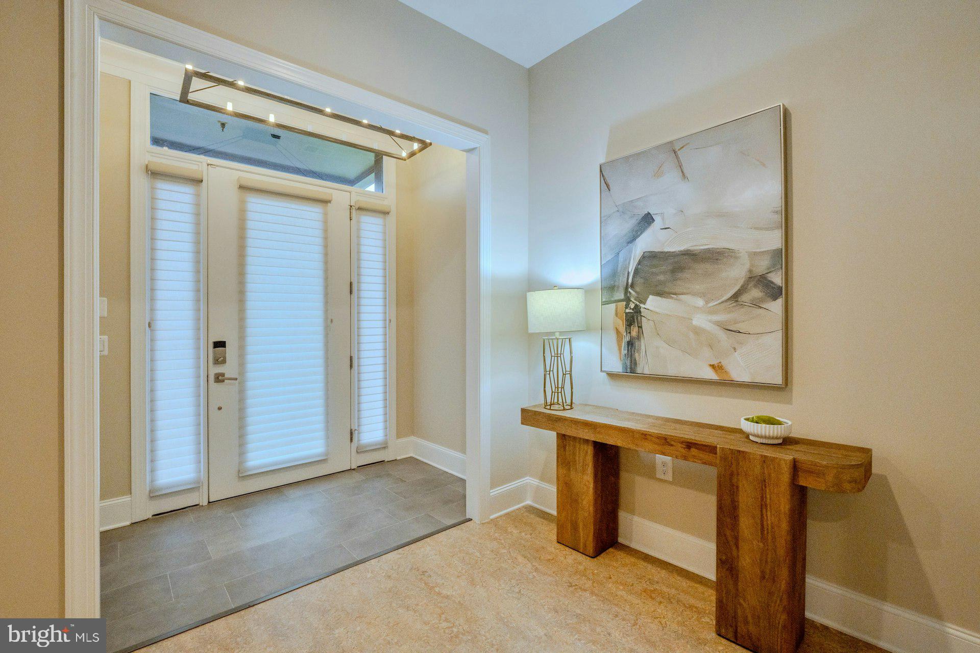 ONE LOUDOUN - Residential
