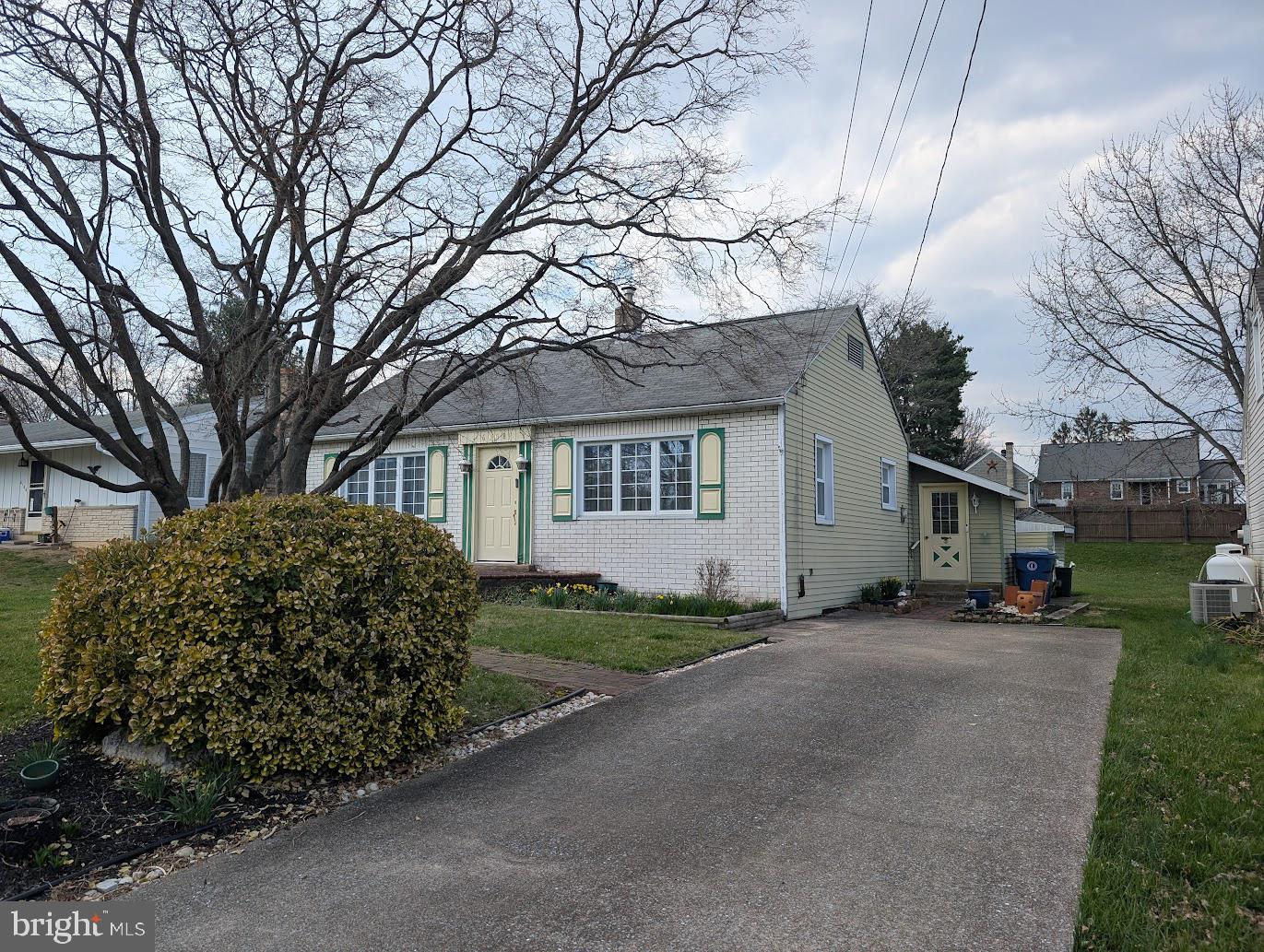 6108 BLUE GRASS AVENUE