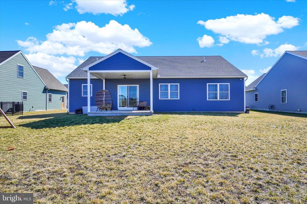 Photo of 124 Ridgefield Drive, ELIZABETHTOWN, PA 17022 (MLS # PALA2062996)