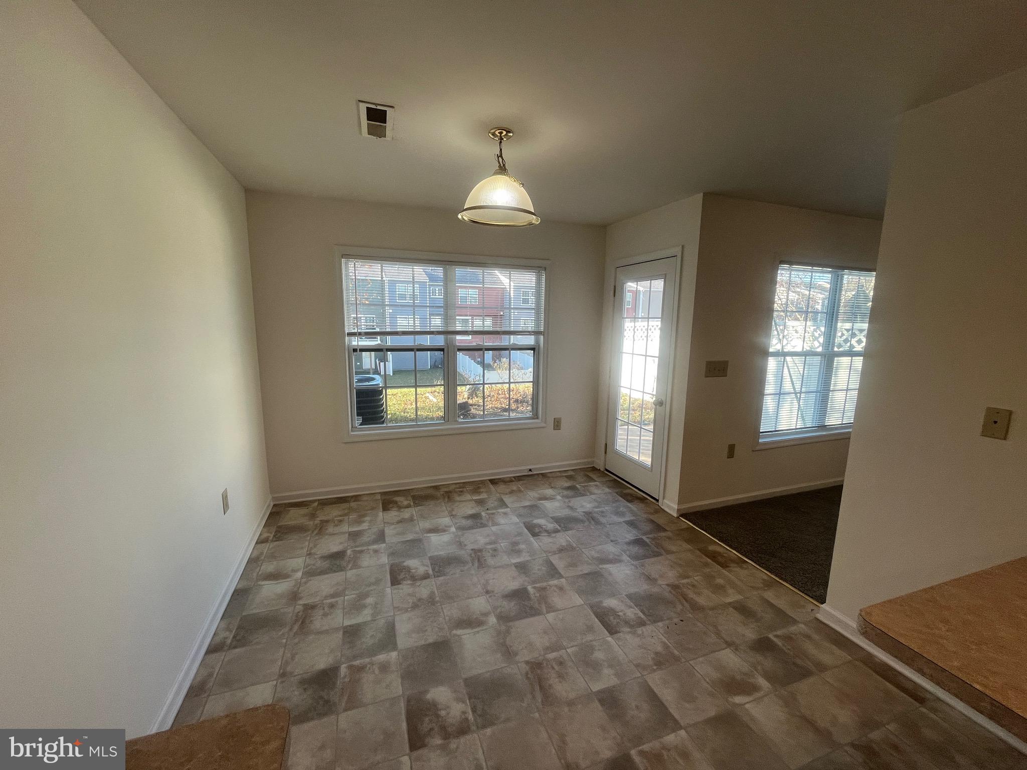 BRIAR RUN - Residential