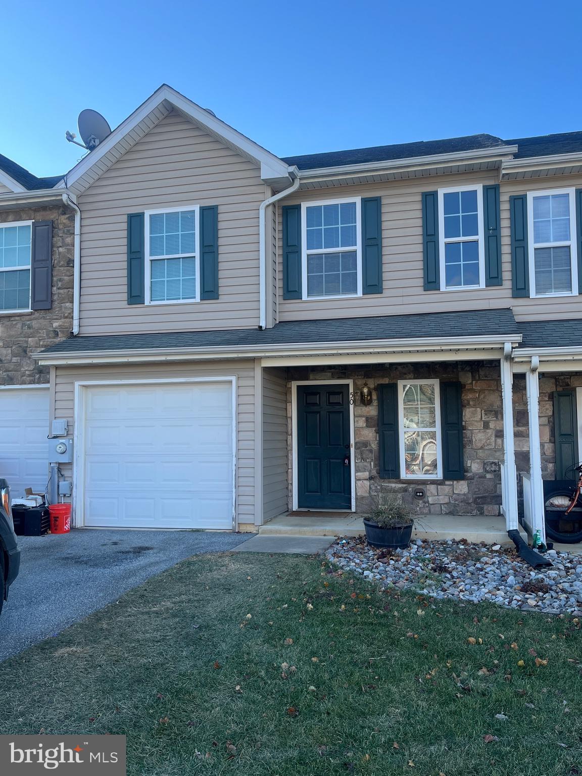 BRIAR RUN - Residential