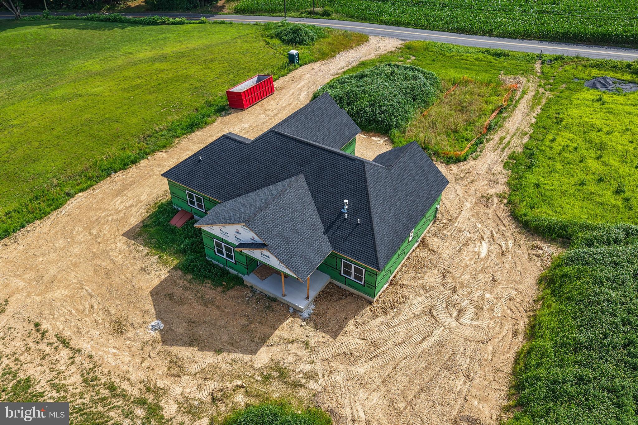 464 LONG LANE