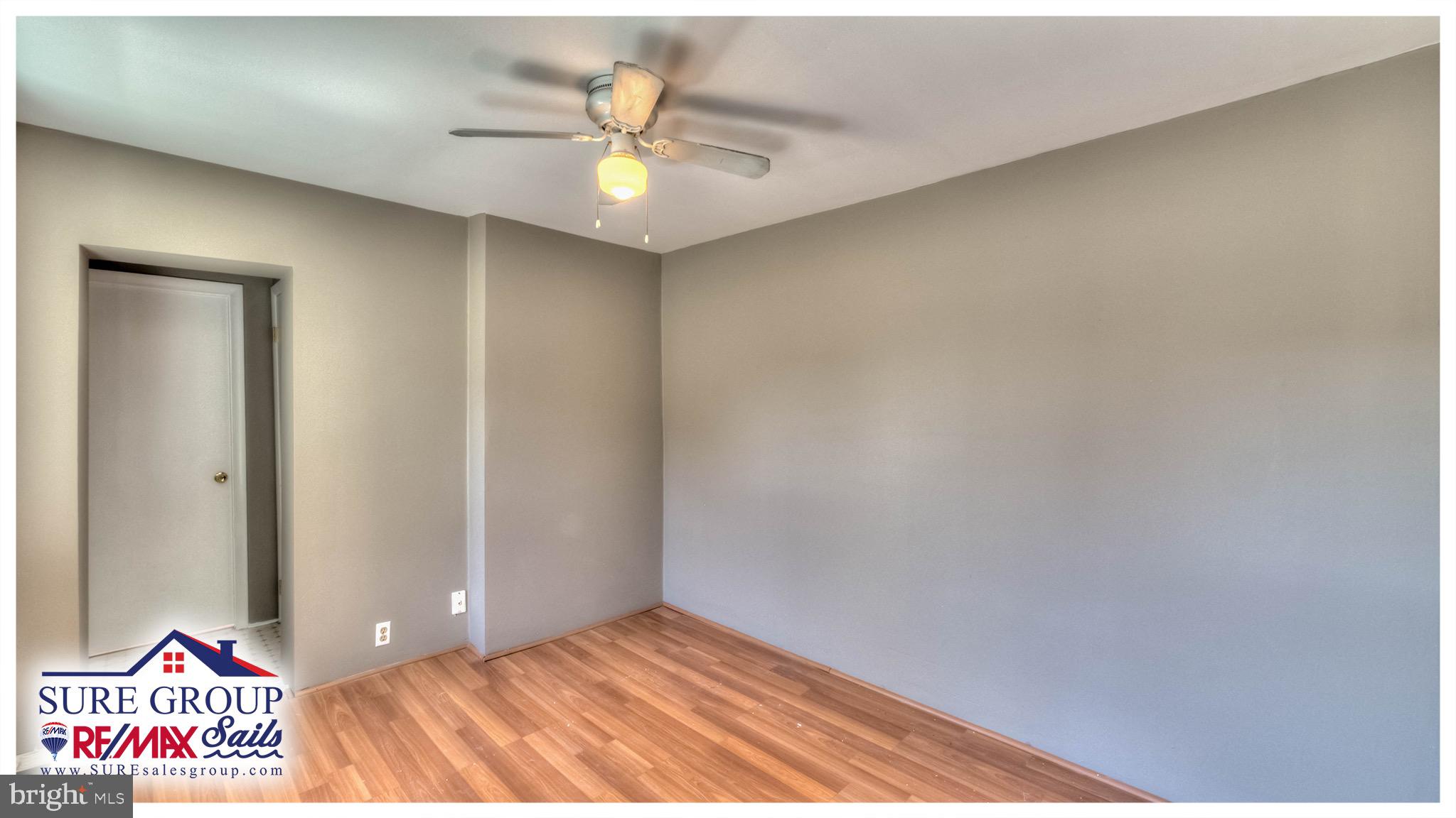 RIVERSIDE - Residential Lease