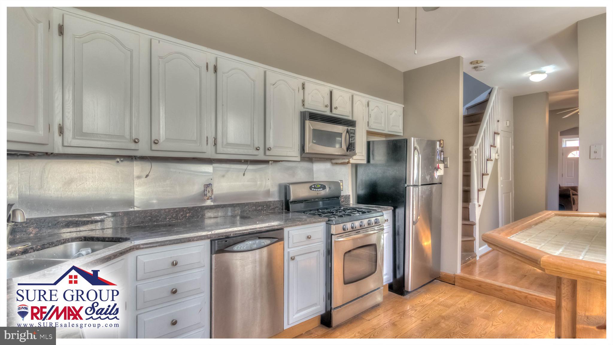 RIVERSIDE - Residential Lease