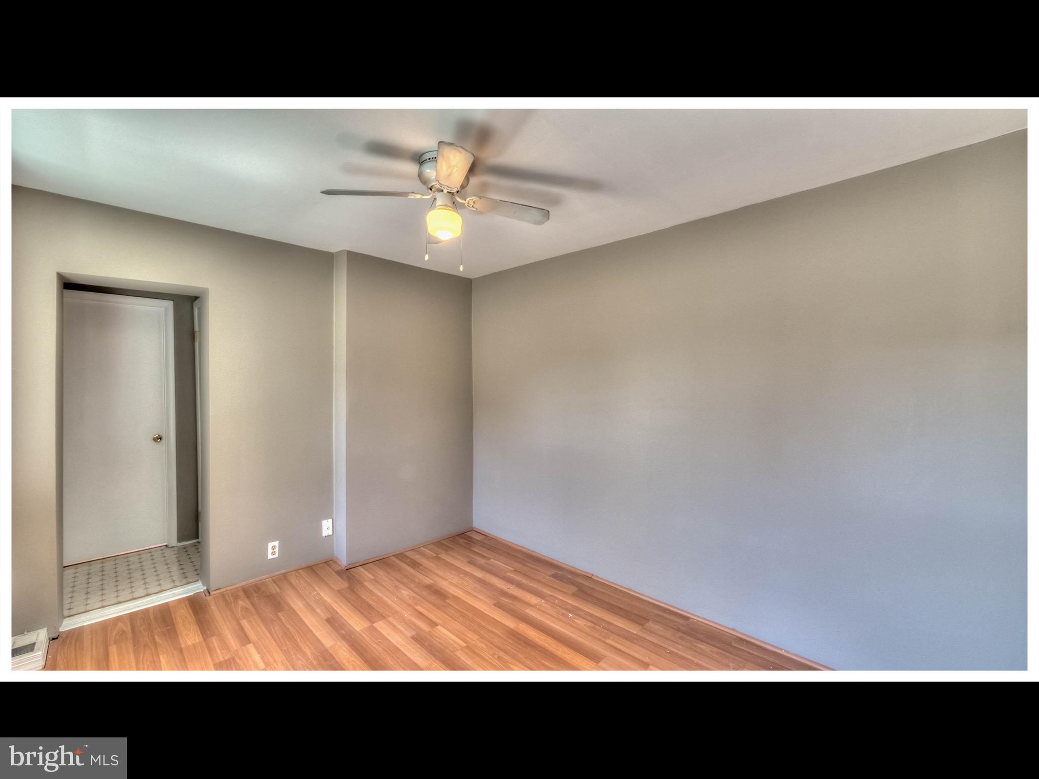 RIVERSIDE - Residential Lease