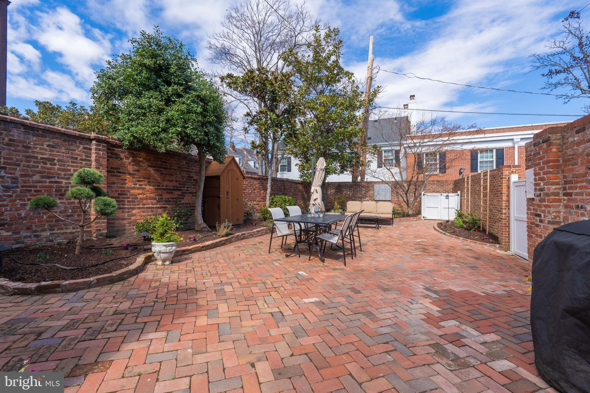 OLD TOWN - Residential