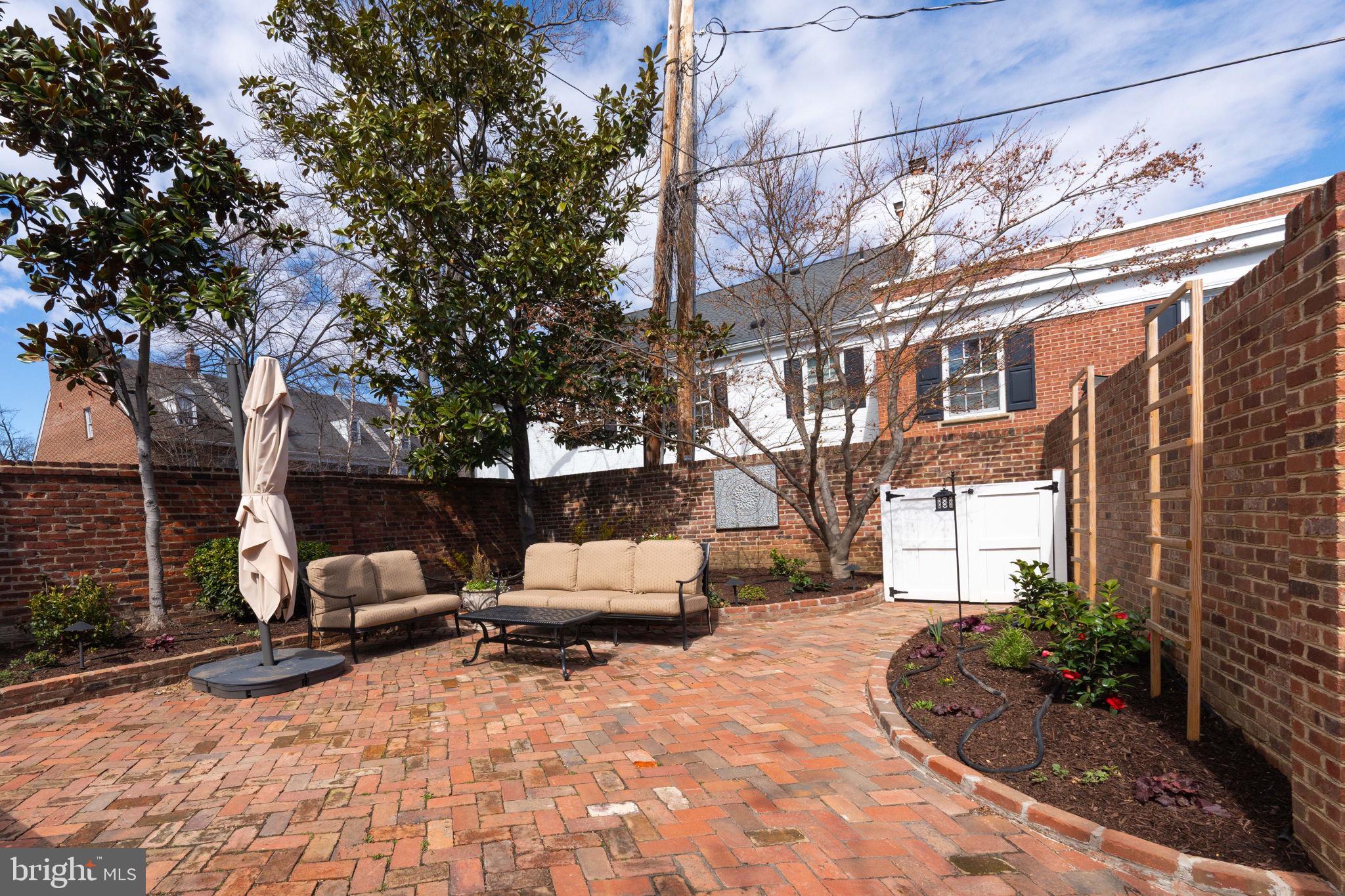 OLD TOWN - Residential