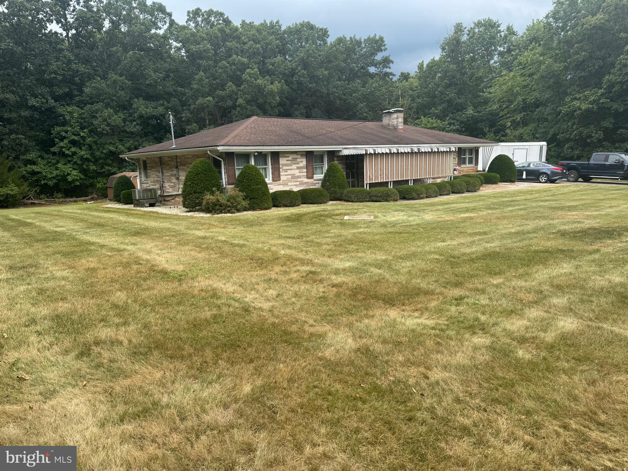 1500 RIDGE ROAD