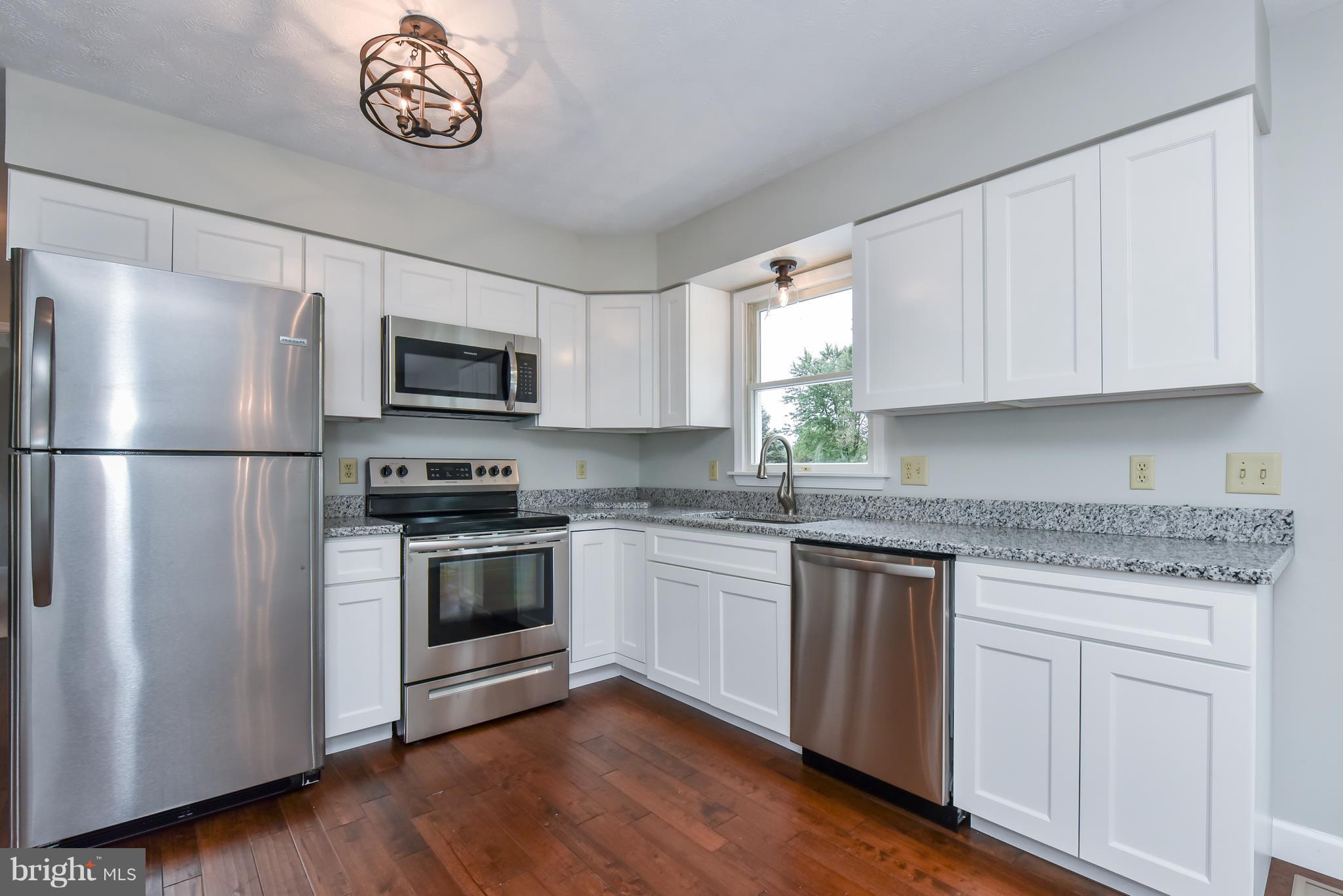 SUNRISE ESTATES - Residential