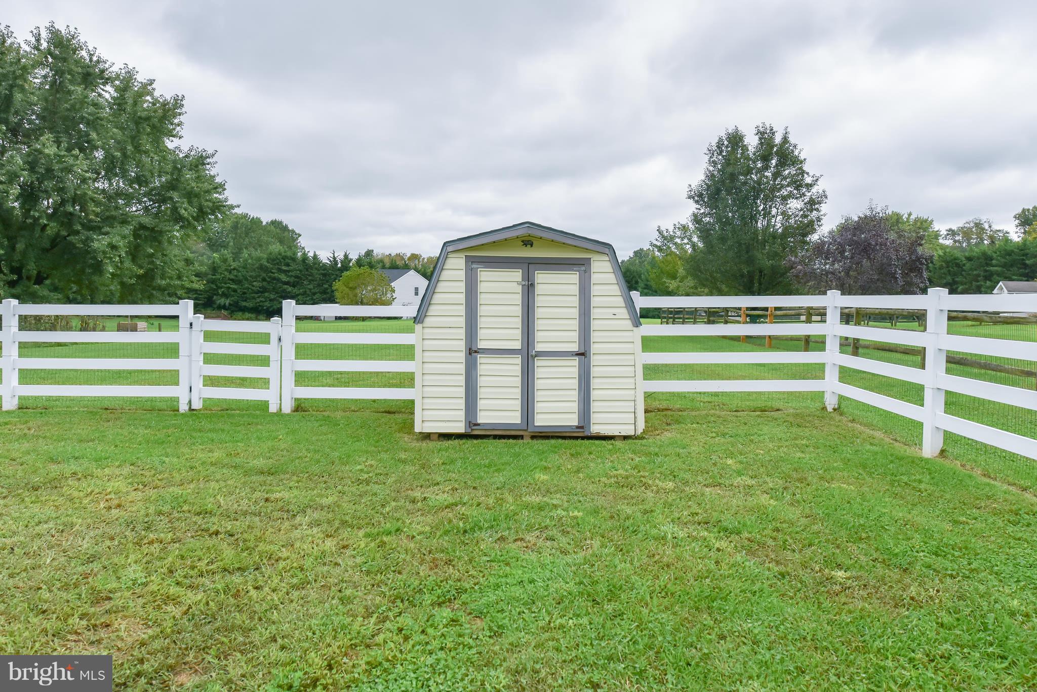 SUNRISE ESTATES - Residential