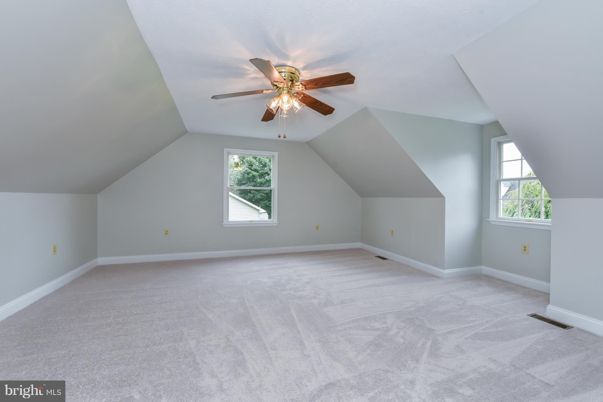 SUNRISE ESTATES - Residential