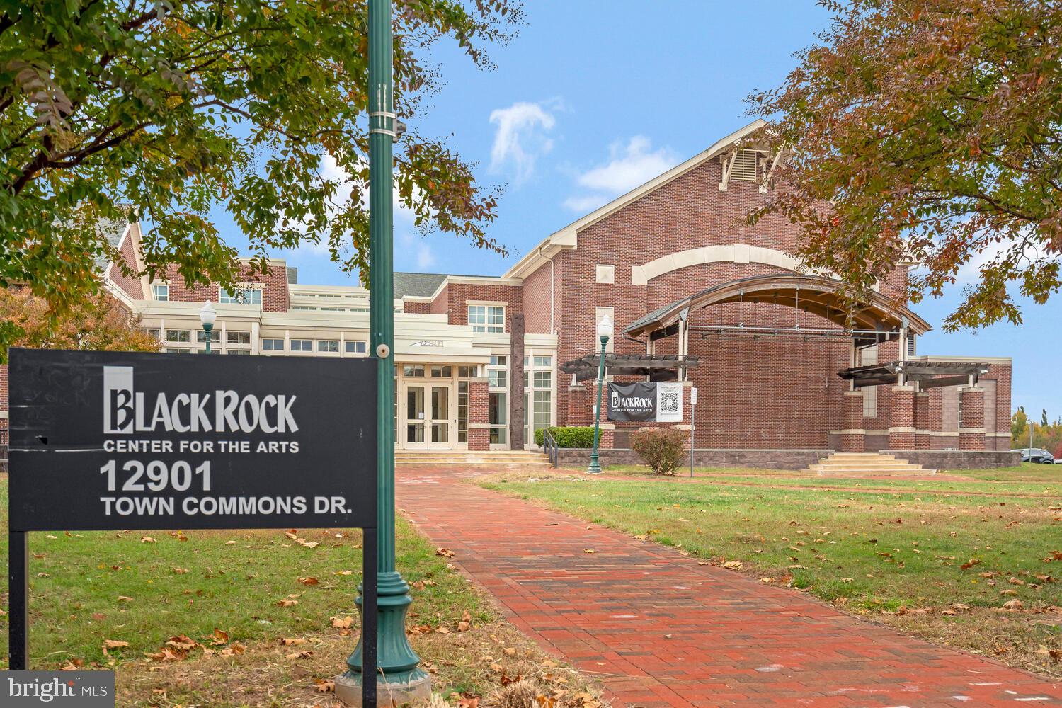 WATERS HOUSE - Residential