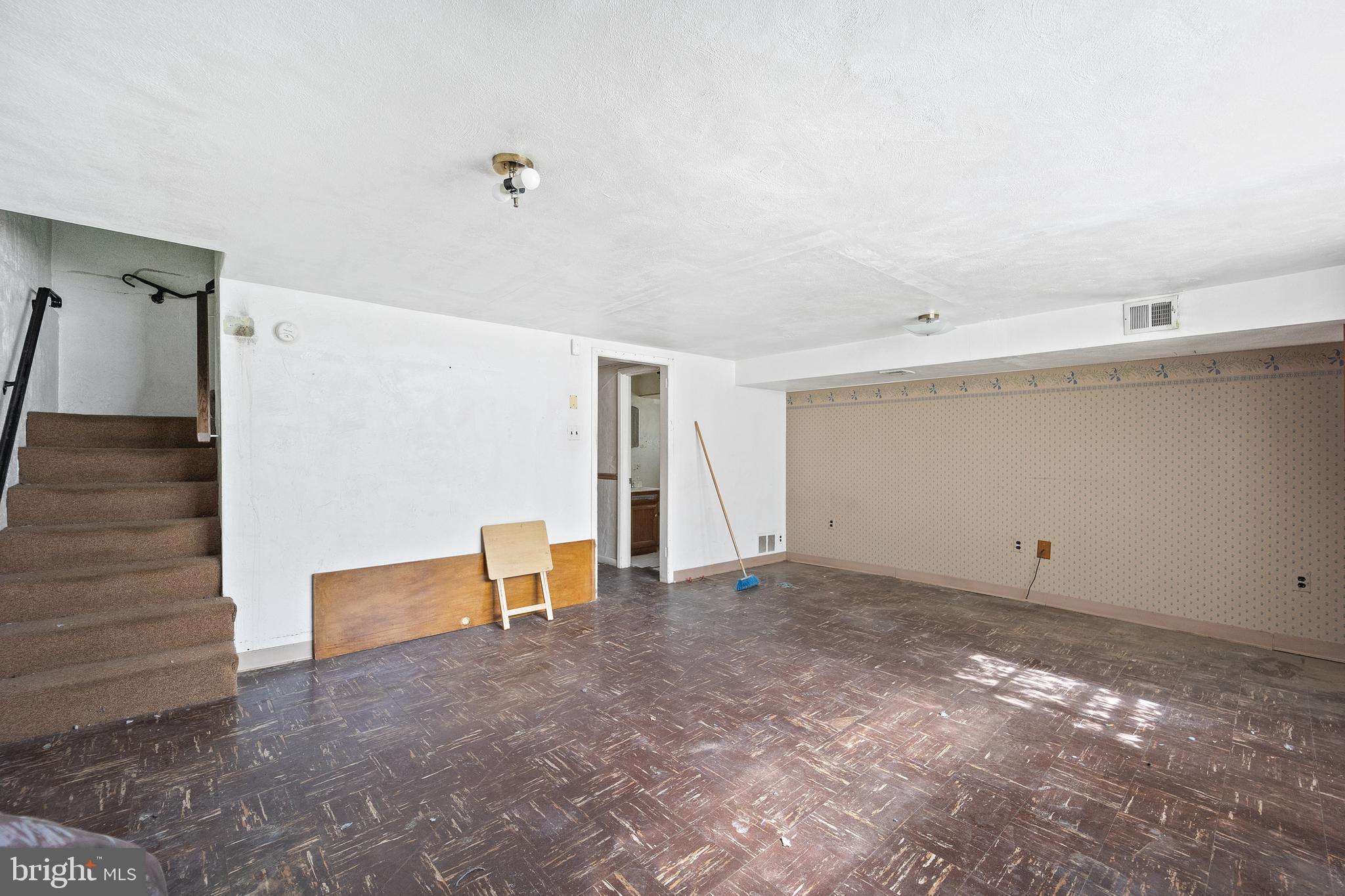 RHAWNHURST - Residential