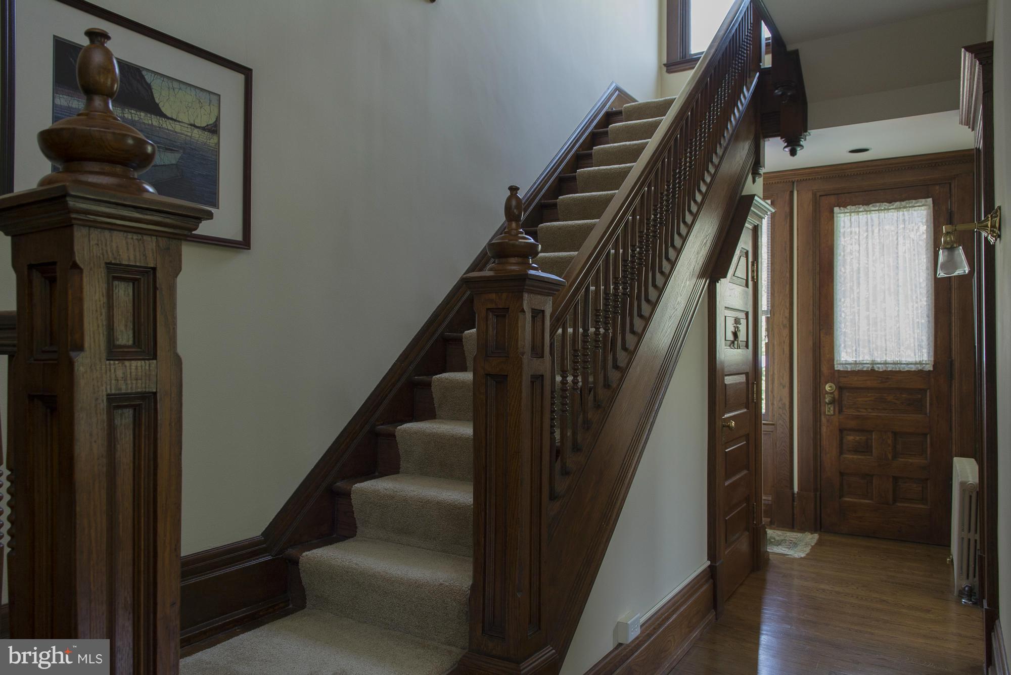 MURRAY HILL - Residential