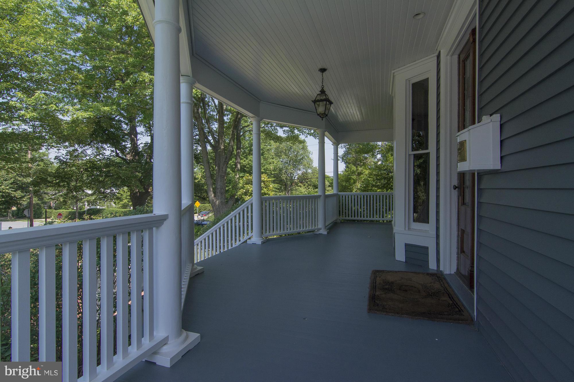 MURRAY HILL - Residential