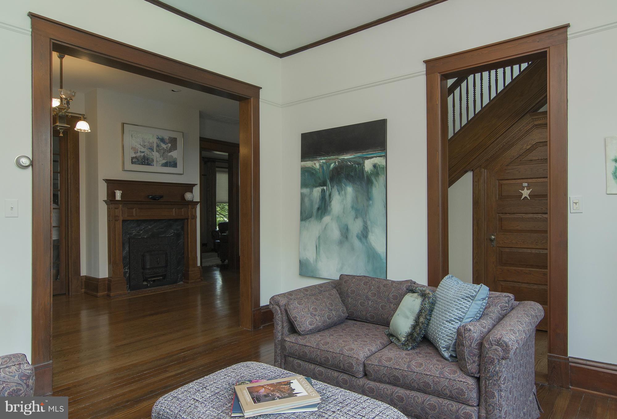 MURRAY HILL - Residential