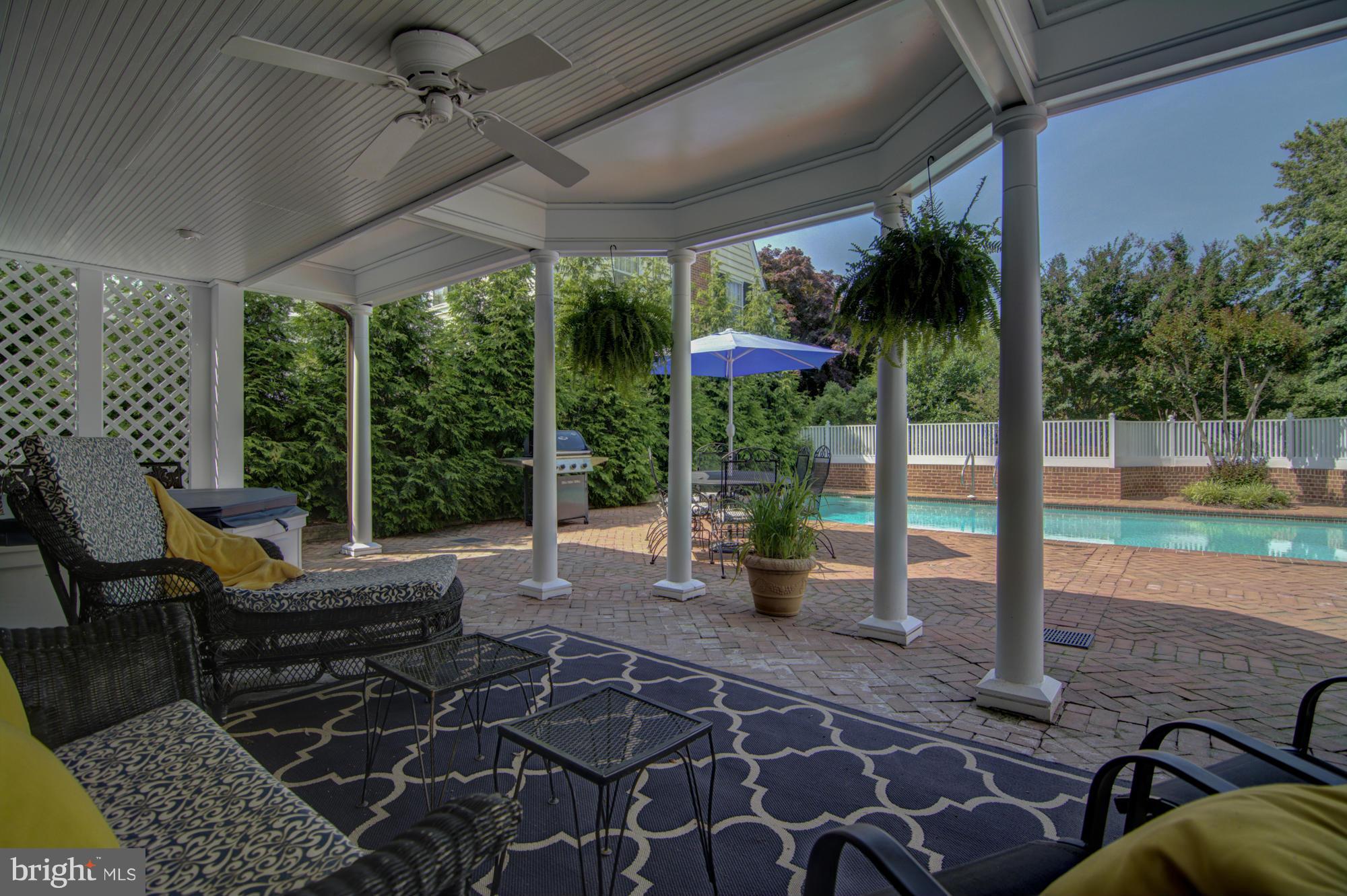 MURRAY HILL - Residential