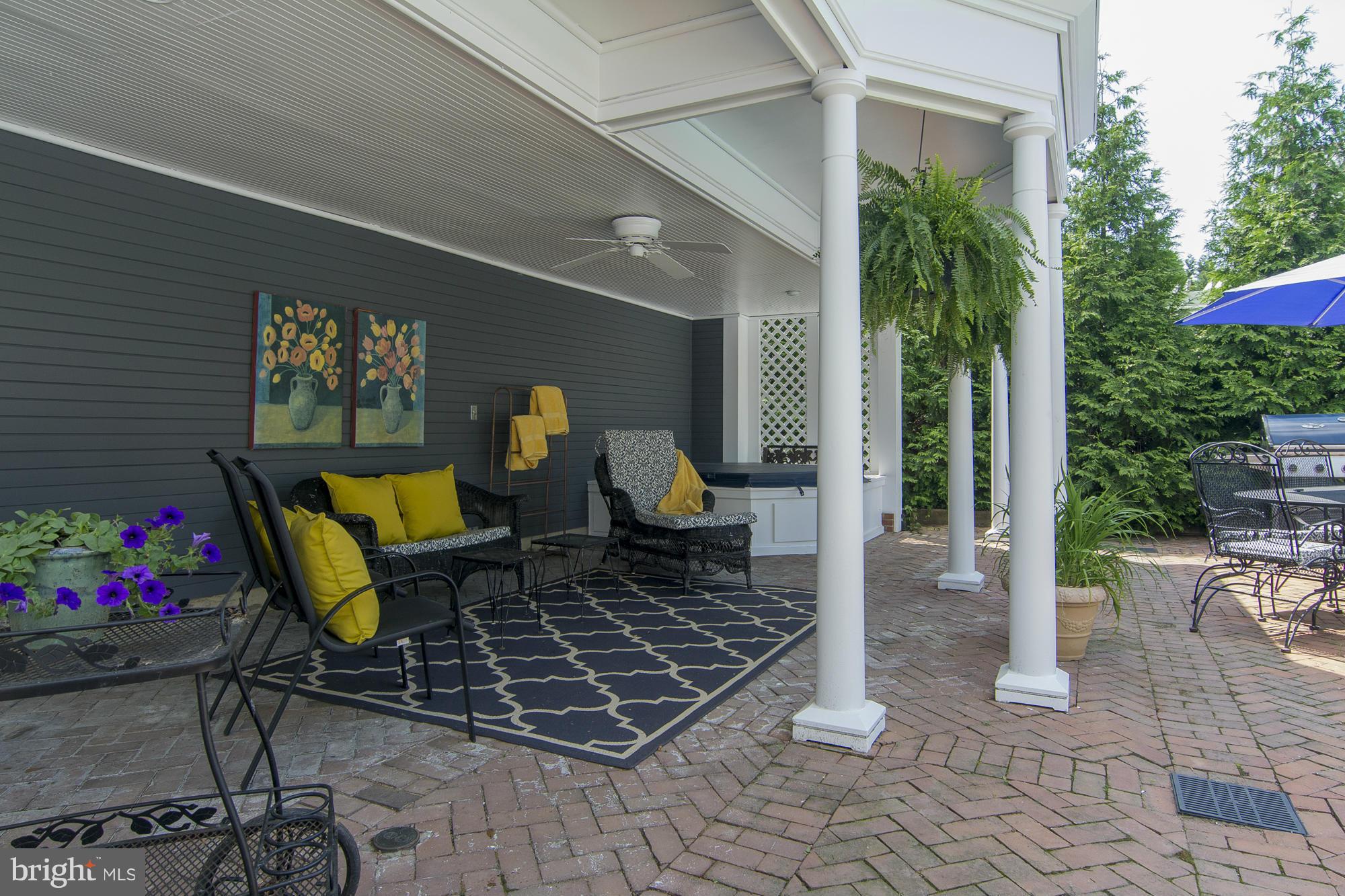 MURRAY HILL - Residential