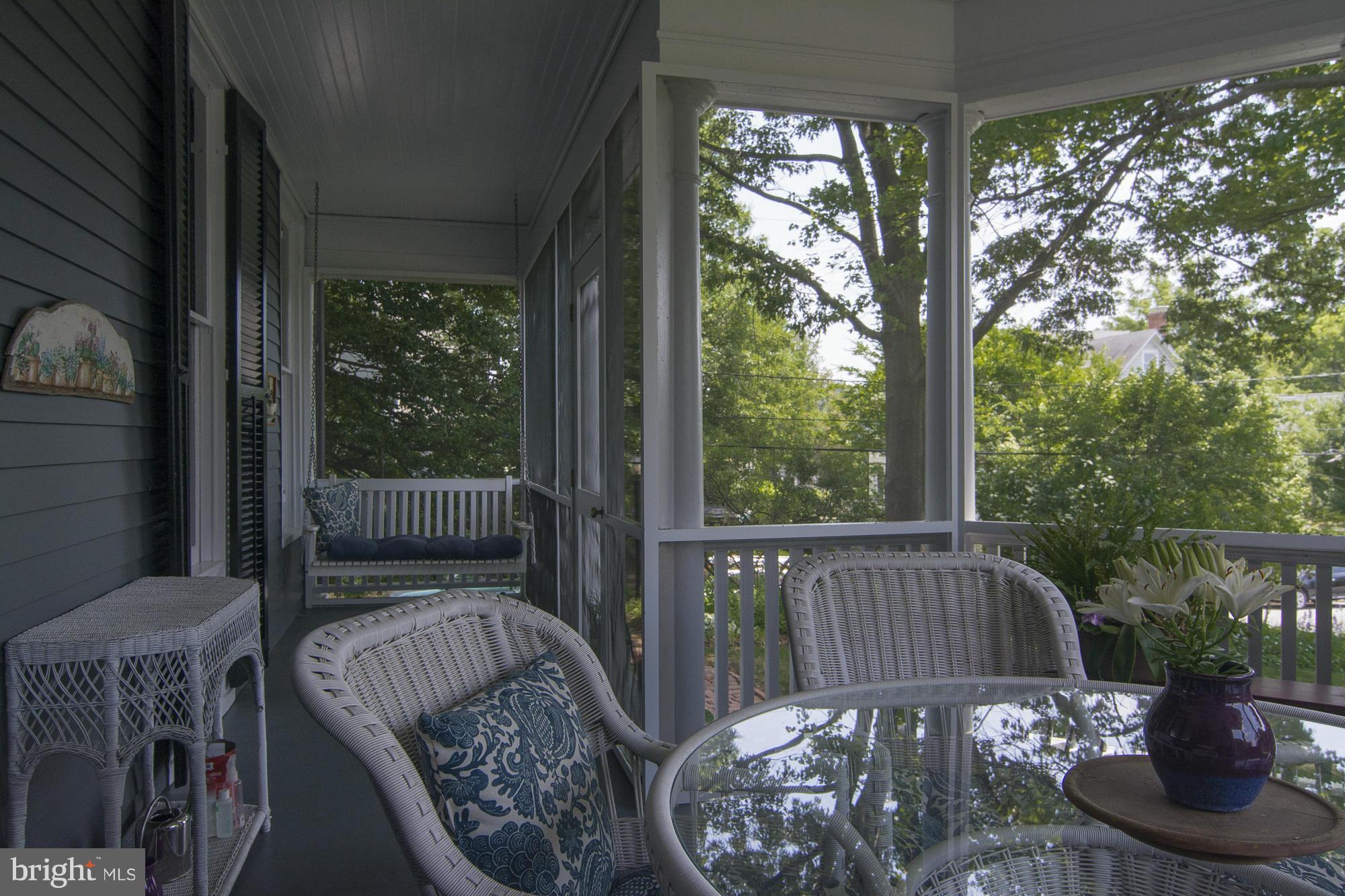 MURRAY HILL - Residential