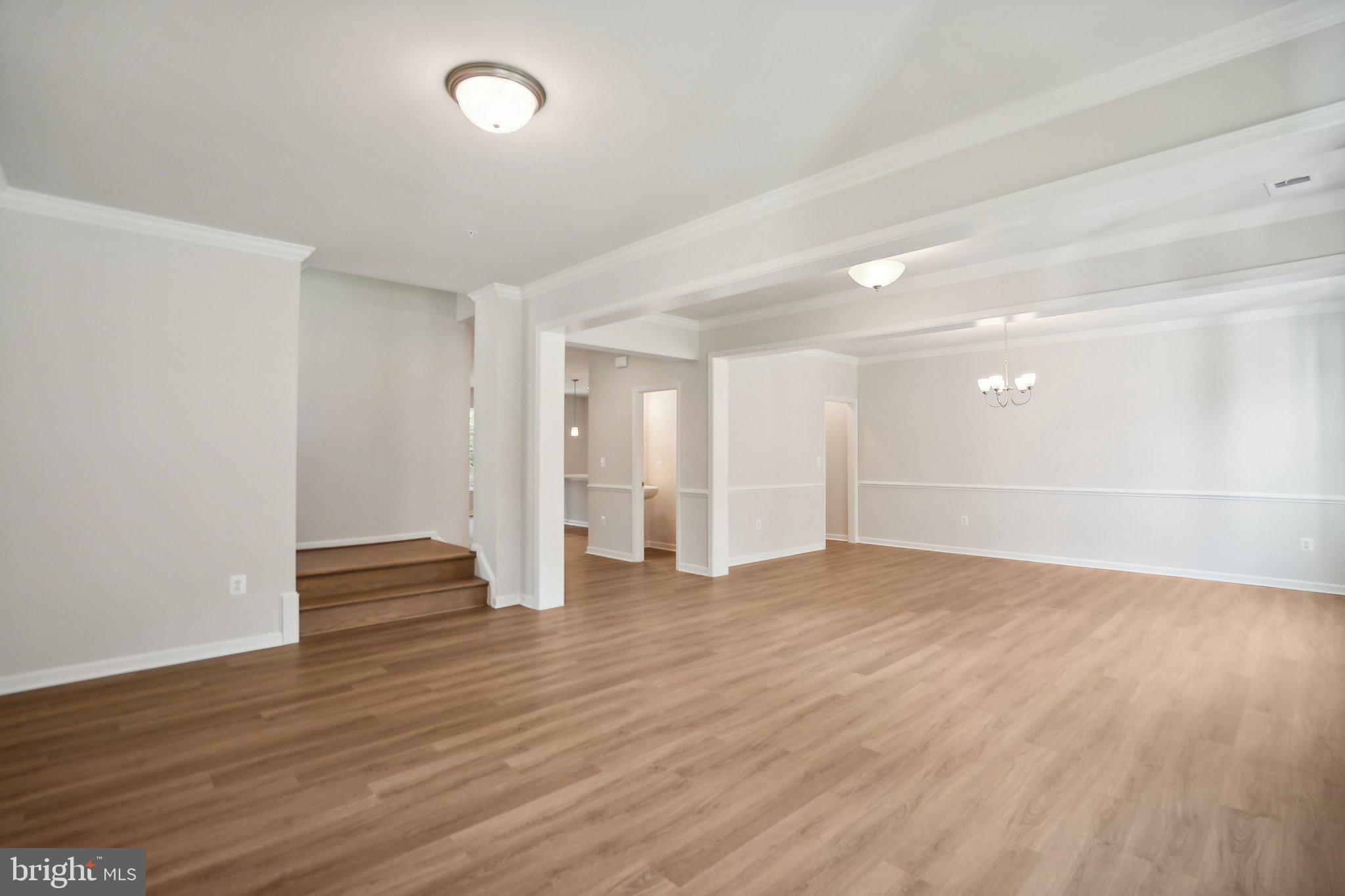 1555 LAKE TAHOE DRIVE