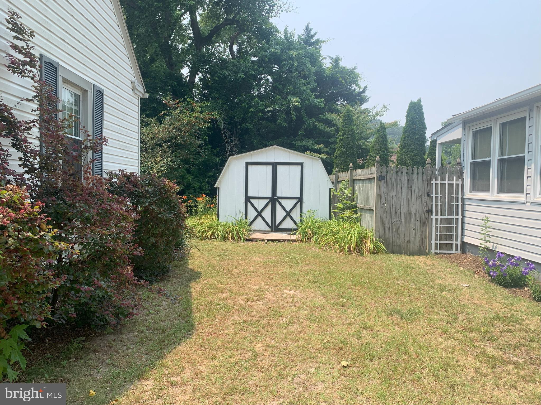 BAY HEIGHTS - Residential