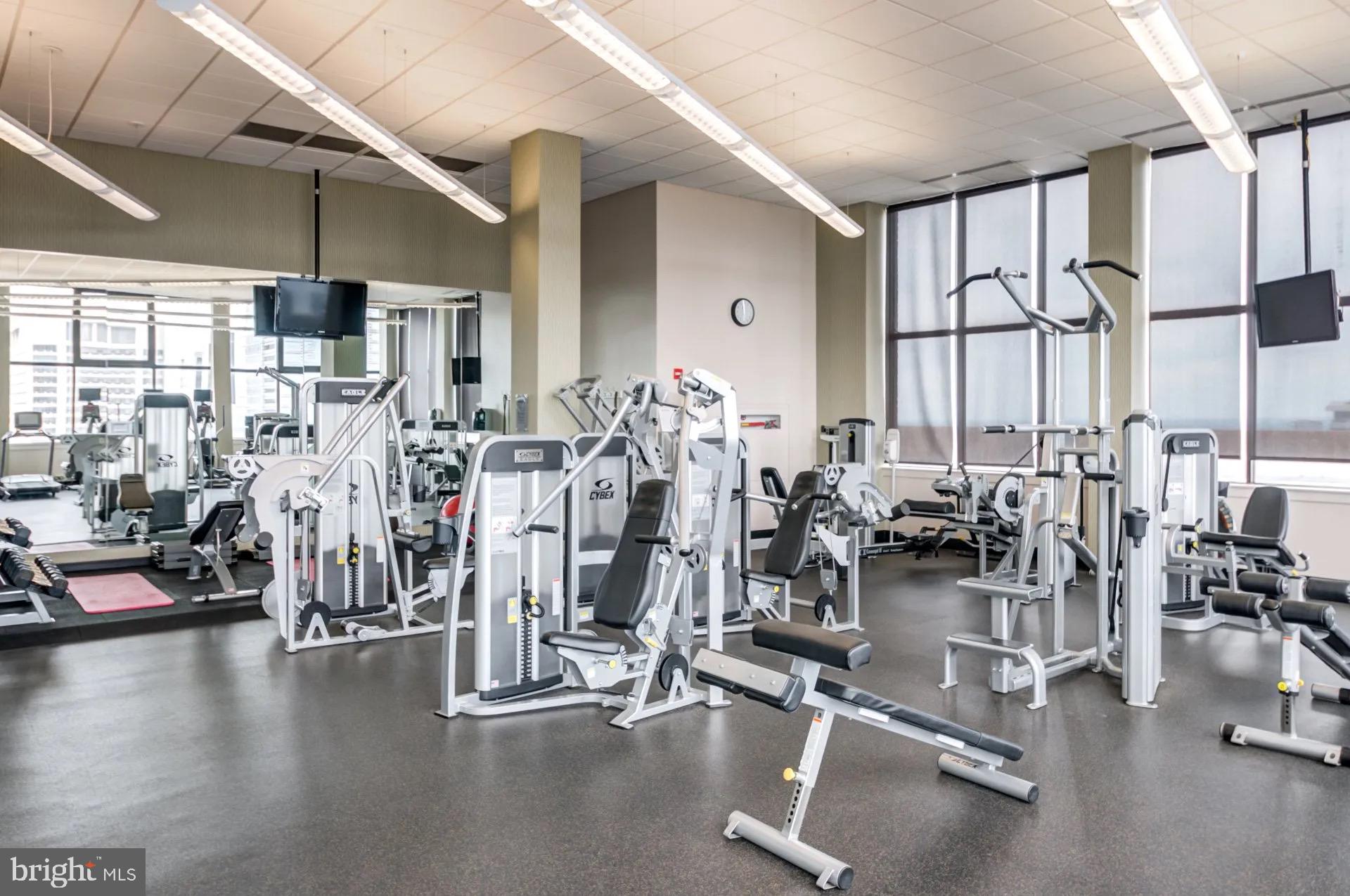 CENTER CITY - Residential Lease