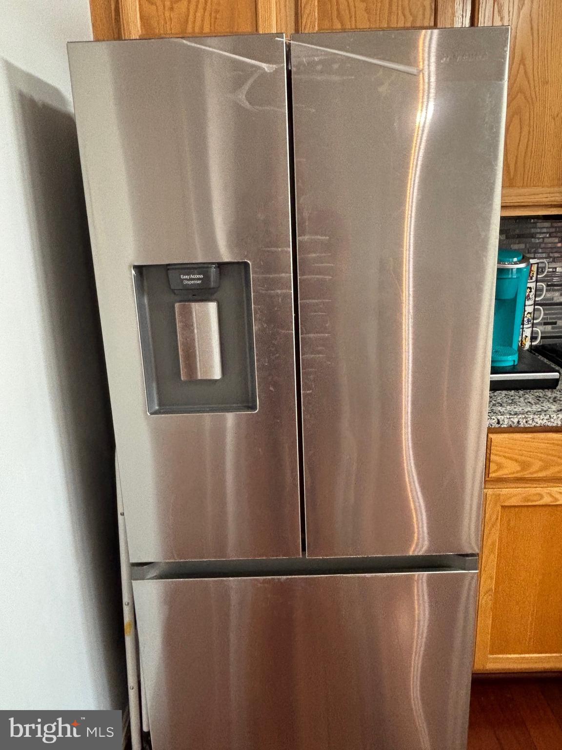 COURTLAND MANOR - Residential