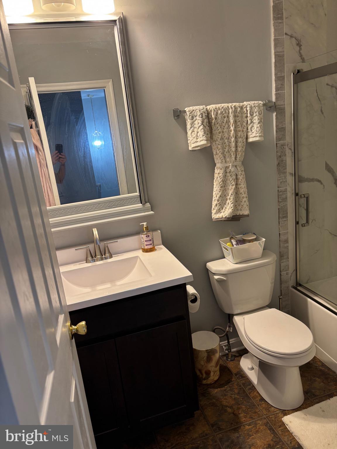 COURTLAND MANOR - Residential