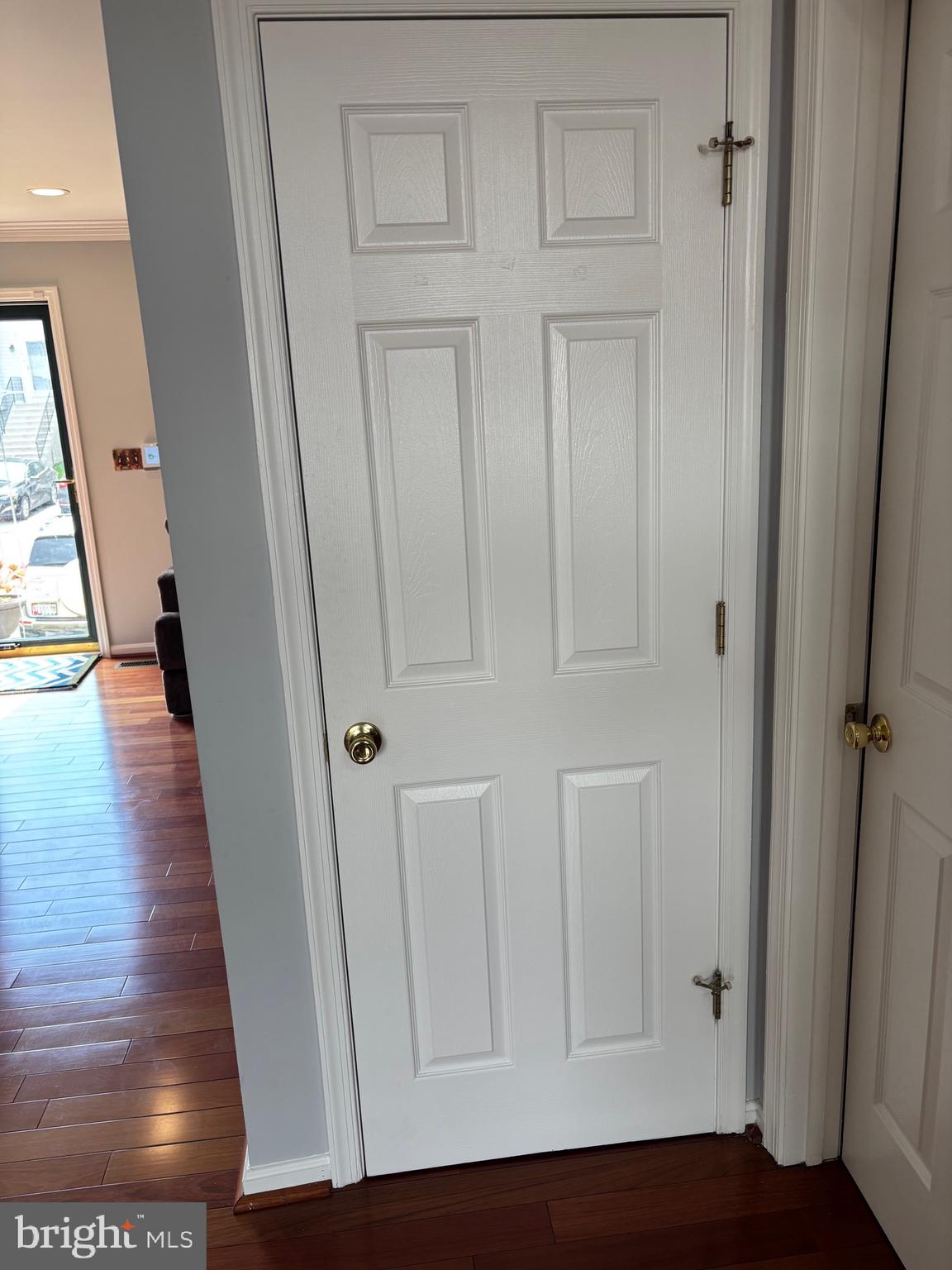 COURTLAND MANOR - Residential